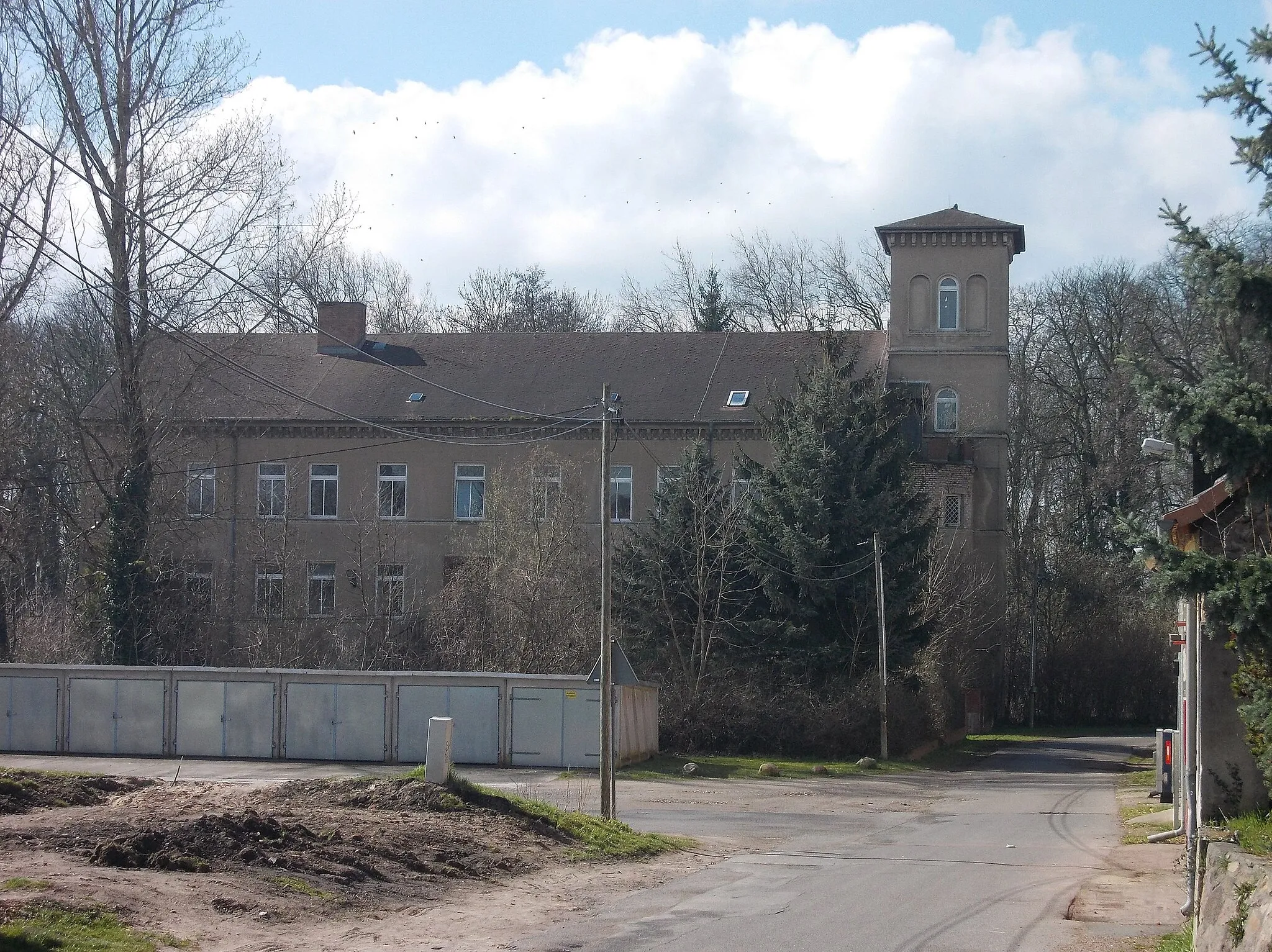 Photo showing: Oppin manor house (Landsberg, district: Saalekreis, Saxony-Anhalt)