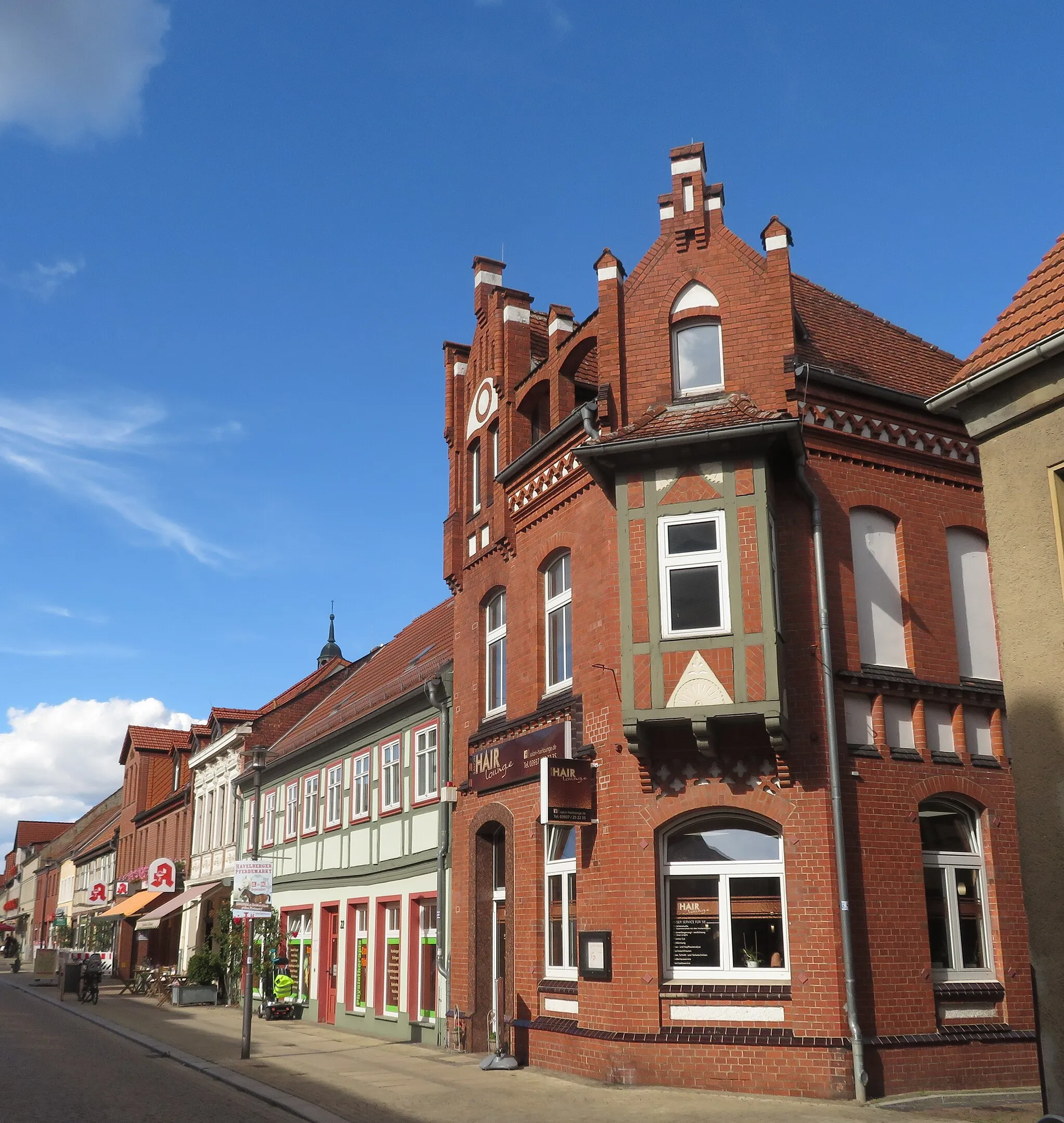 Photo showing: Main Street (Breite Straße), eastern part, Osterburg, Saxony-Anhalt, Germany