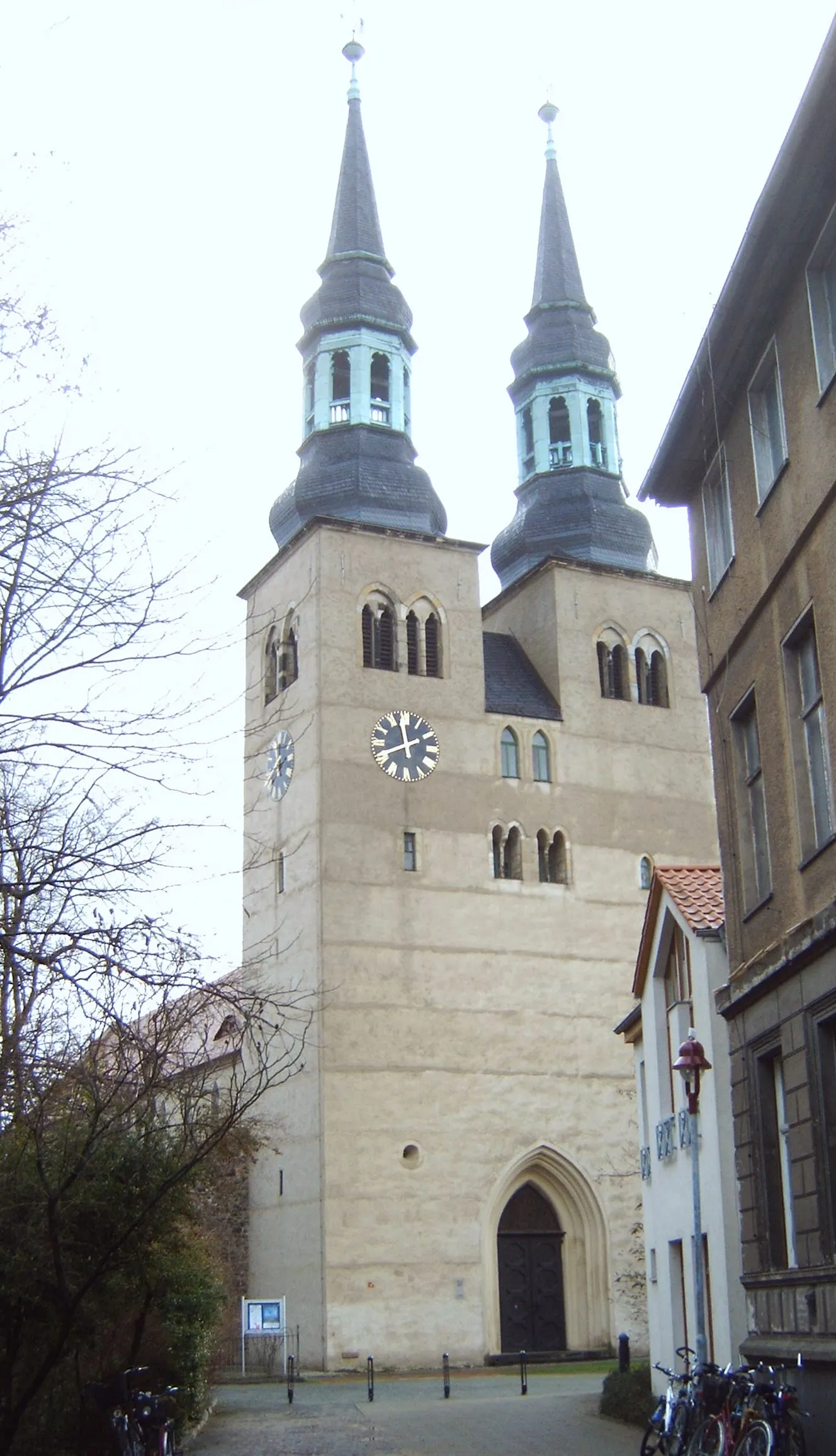 Photo showing: Türme der St. Jakobi-Kirche Schönebeck (Elbe), Sachsen-Anhalt