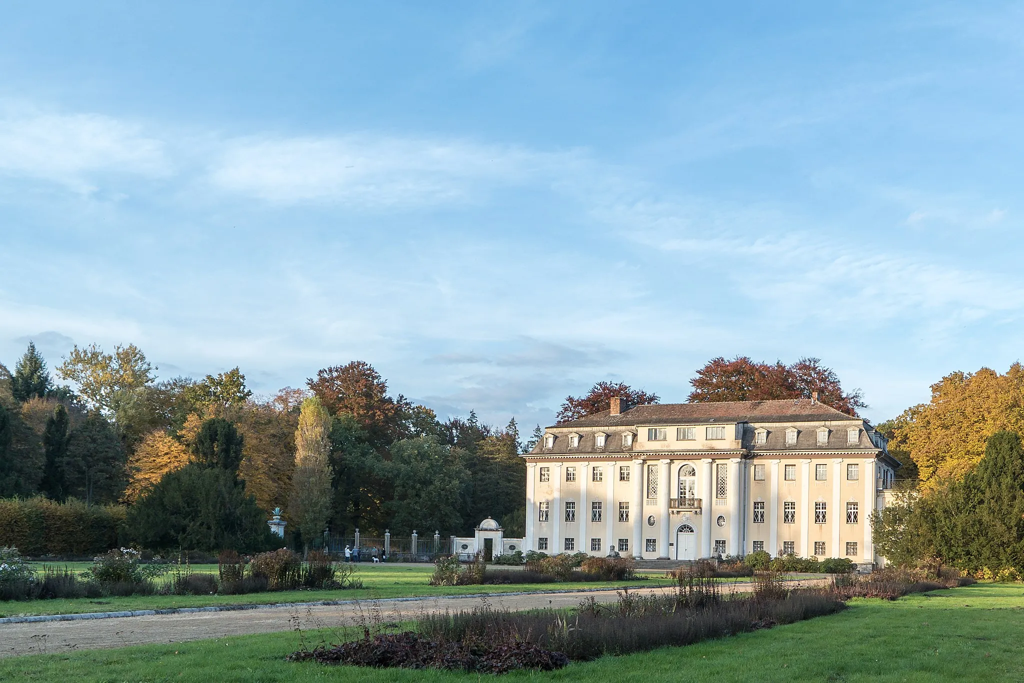 Photo showing: Neues Schloss im Stadtpark von Tangerhütte