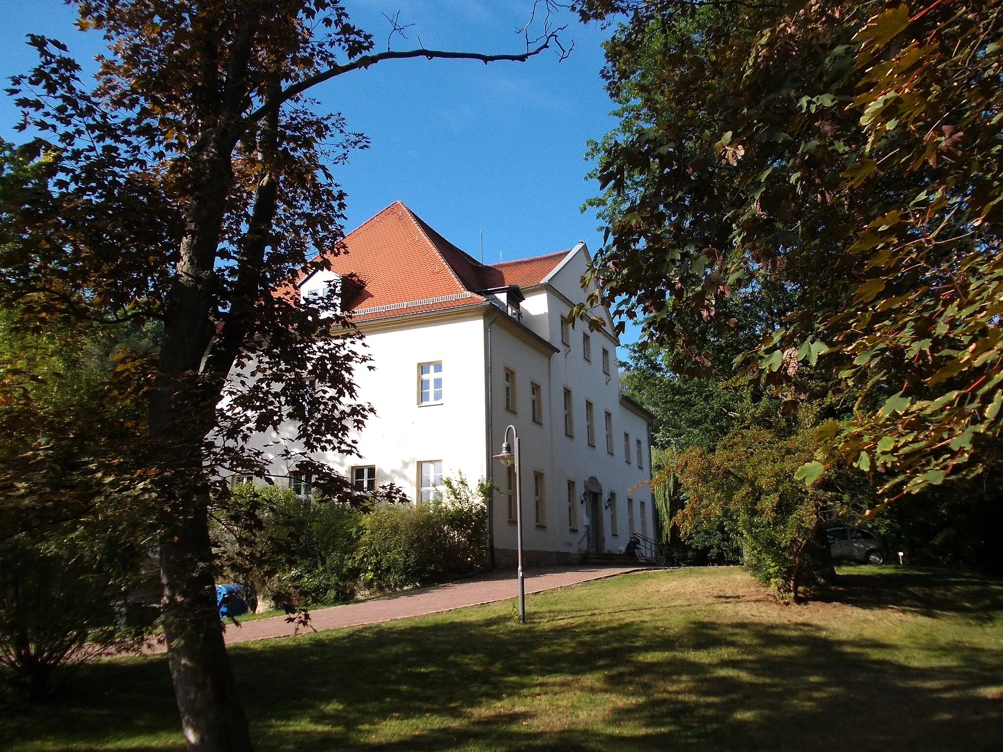 Photo showing: Manor house of Teuchern estate (district of Burgenlandkreis, Saxony-Anhalt)