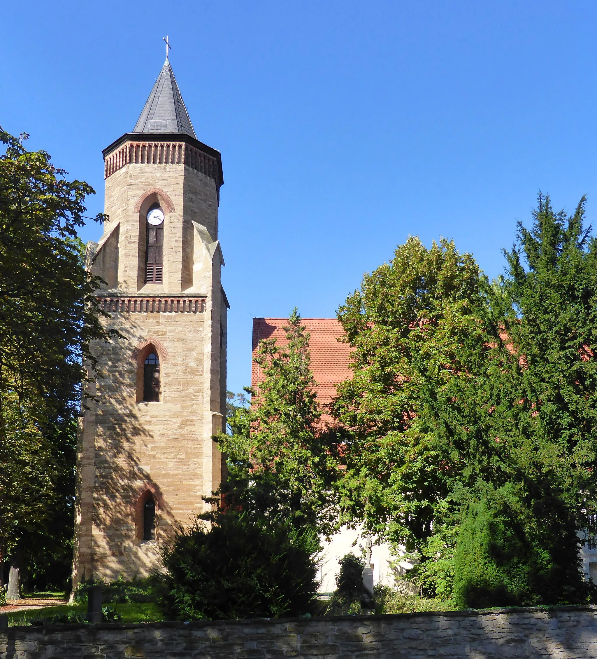 Photo showing: Ev.-luth. Kirche in Theißen.