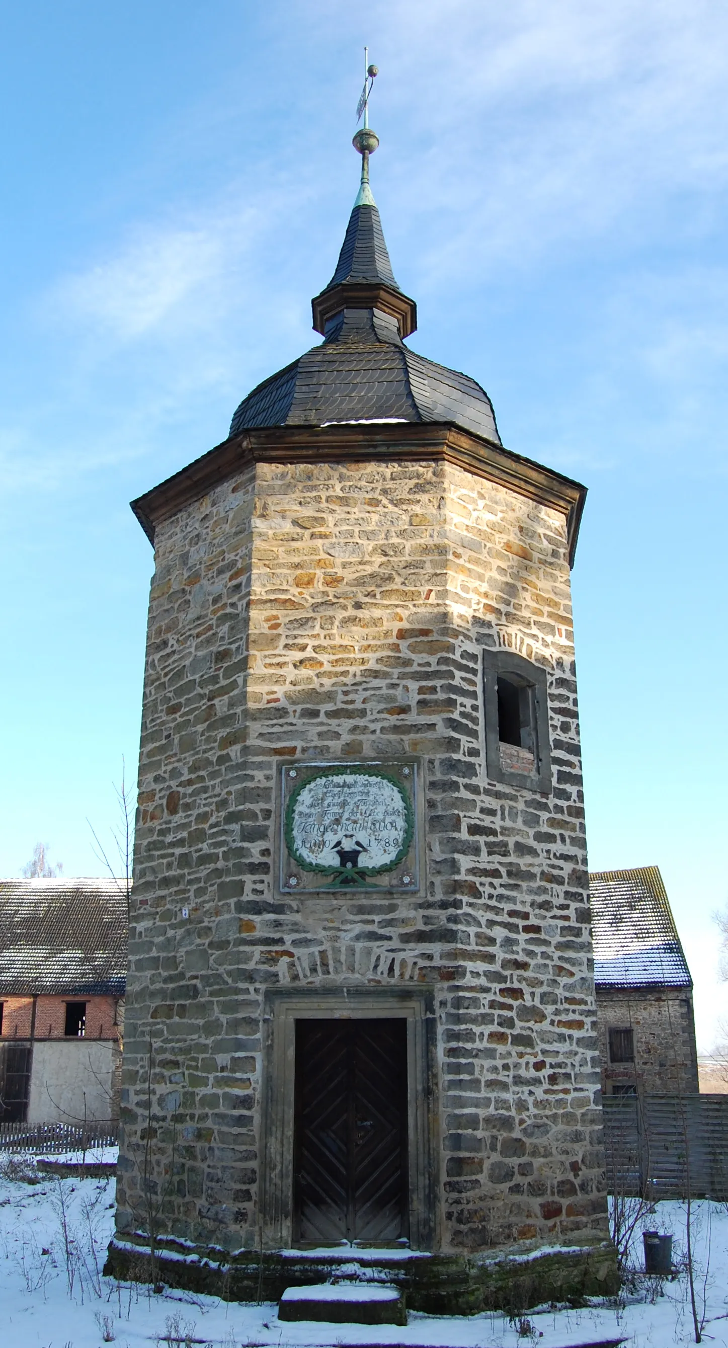 Photo showing: Taubenturm im Hof Tangermann