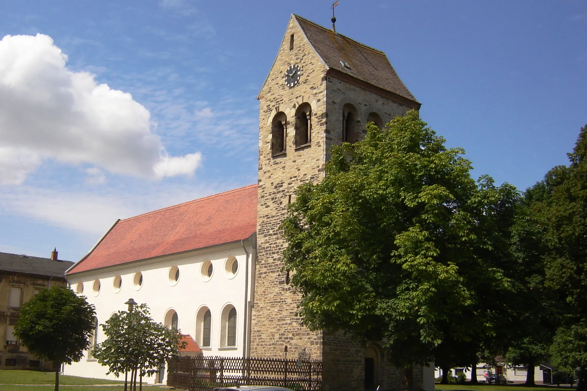 Photo showing: St.-Pankratius-Kirche in Welsleben, Sachsen-Anhalt, Deutschland (Südostansicht)