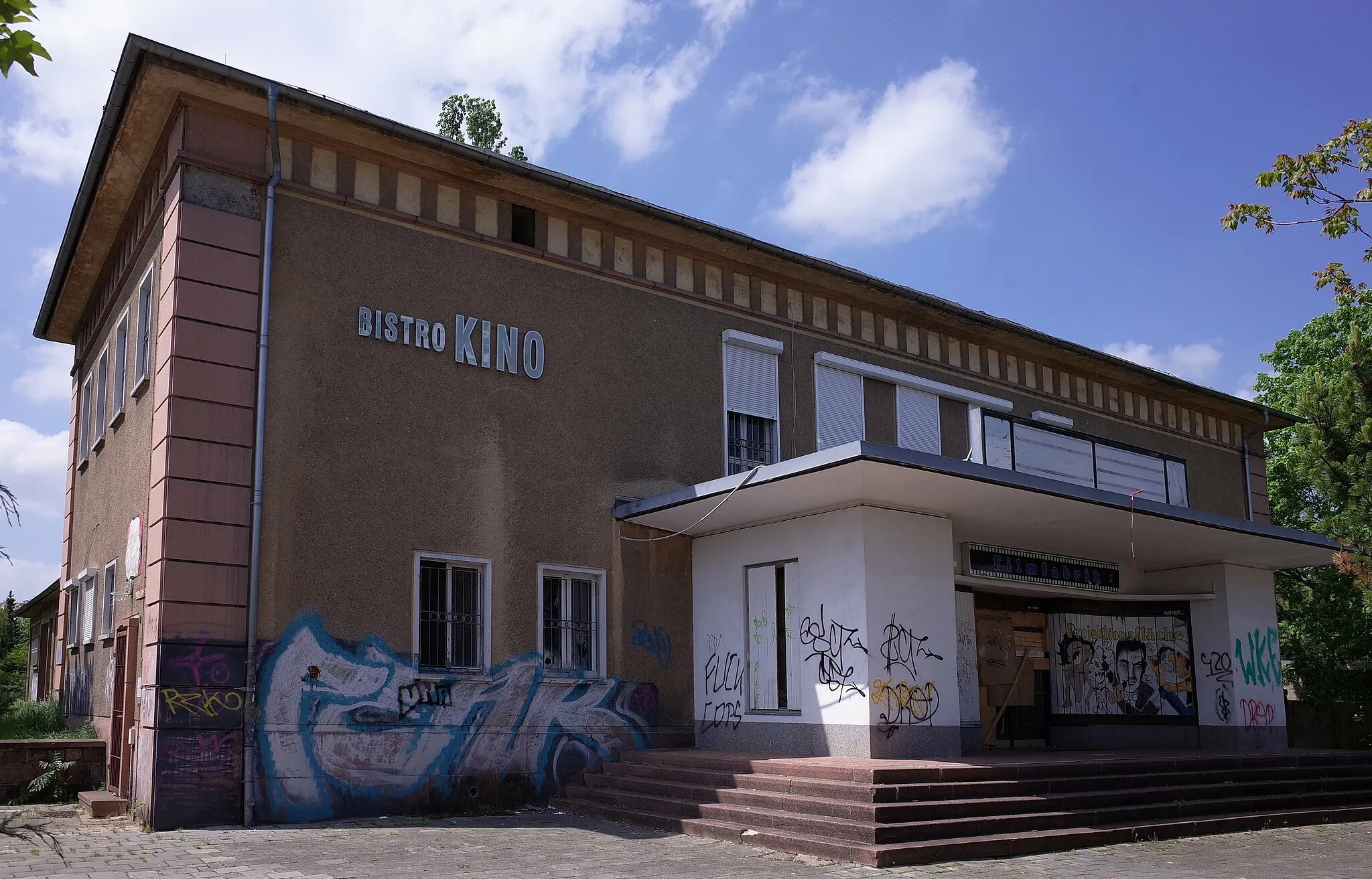 Photo showing: This is a picture of the Saxony-Anhalt Kulturdenkmal (cultural heritage monument) with the ID