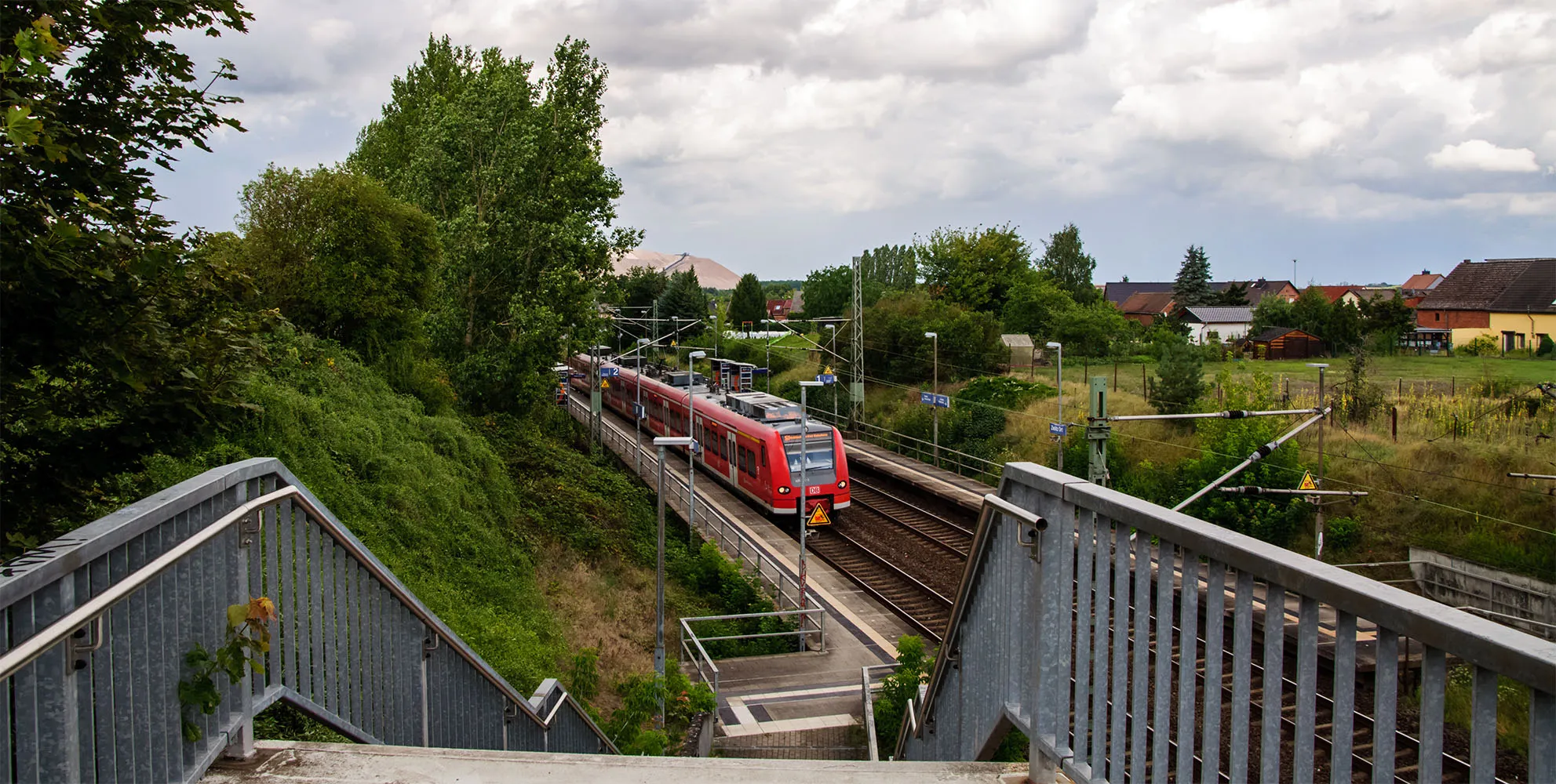 Photo showing: Magdeburg-Wittenbergesche railway, Zielitz-Ort station