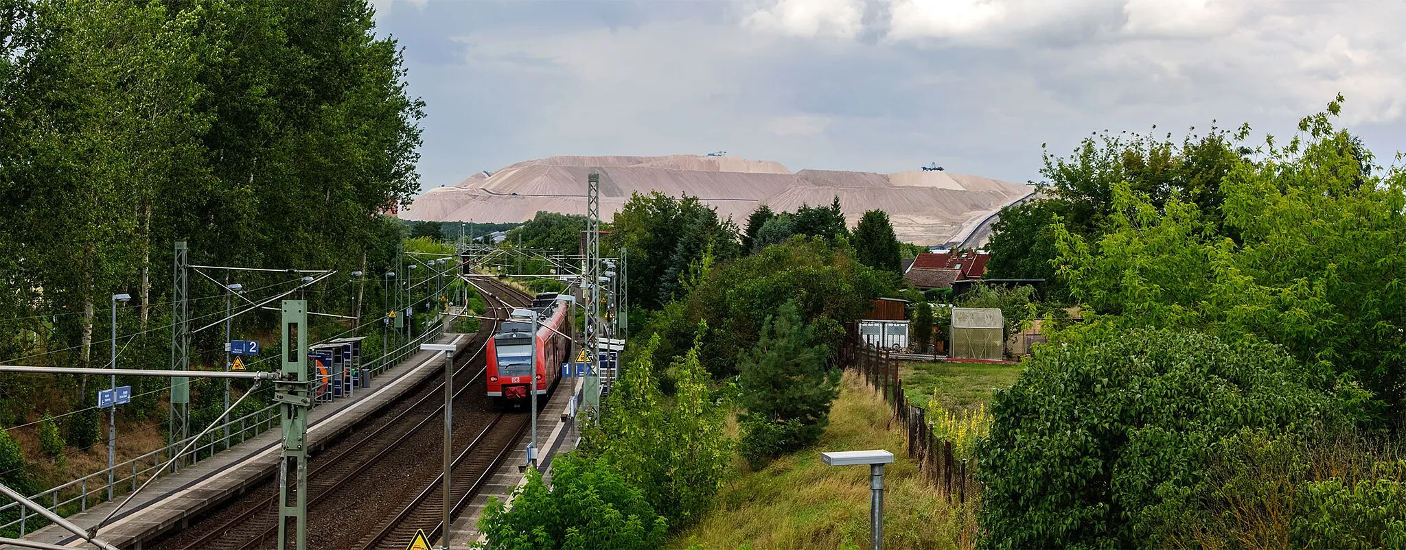 Photo showing: Magdeburg-Wittenbergesche railway, Zielitz-Ort station