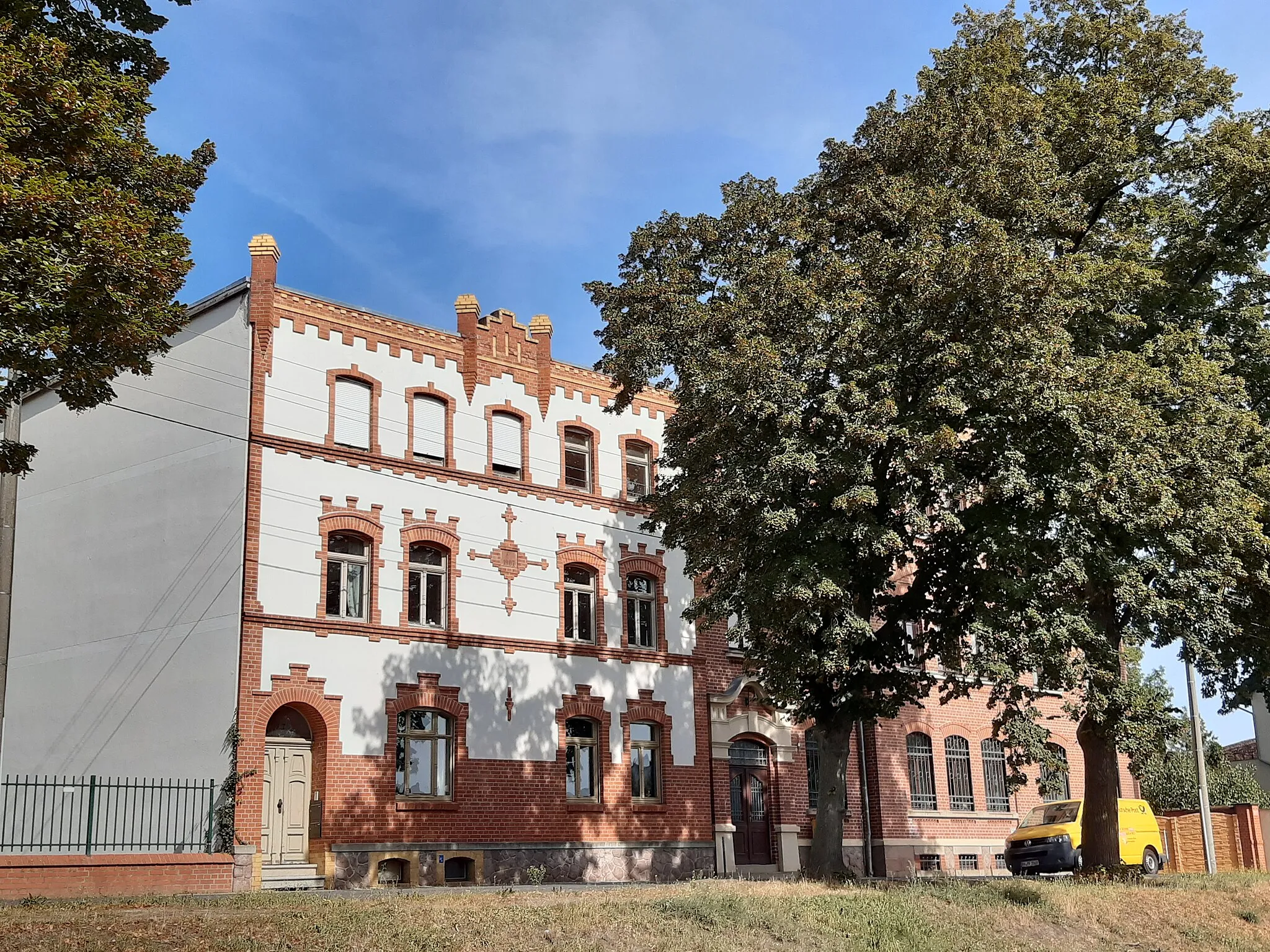 Photo showing: This is a picture of the Saxony-Anhalt Kulturdenkmal (cultural heritage monument) with the ID