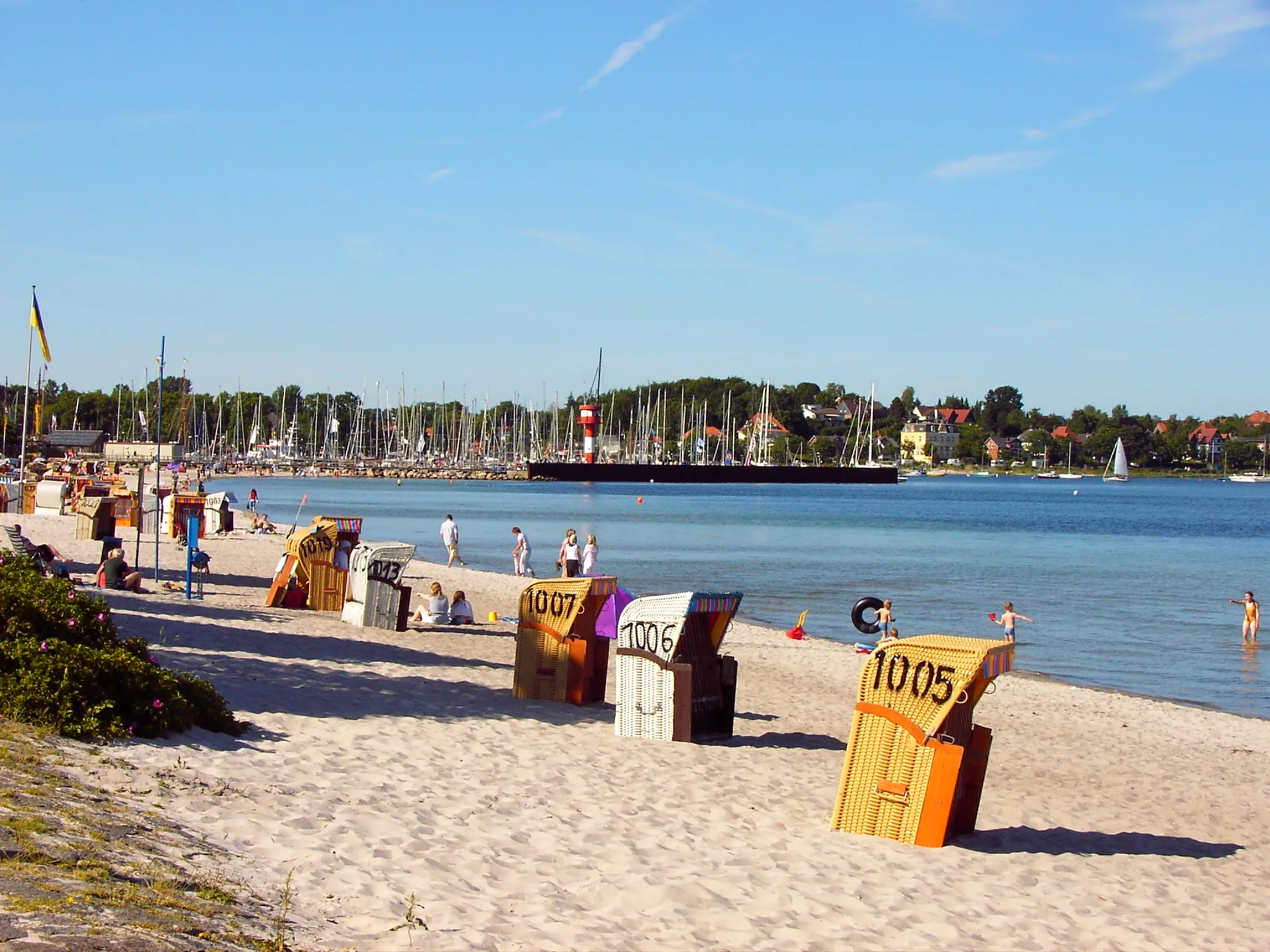 Photo showing: Eckernförde: Beach near the port