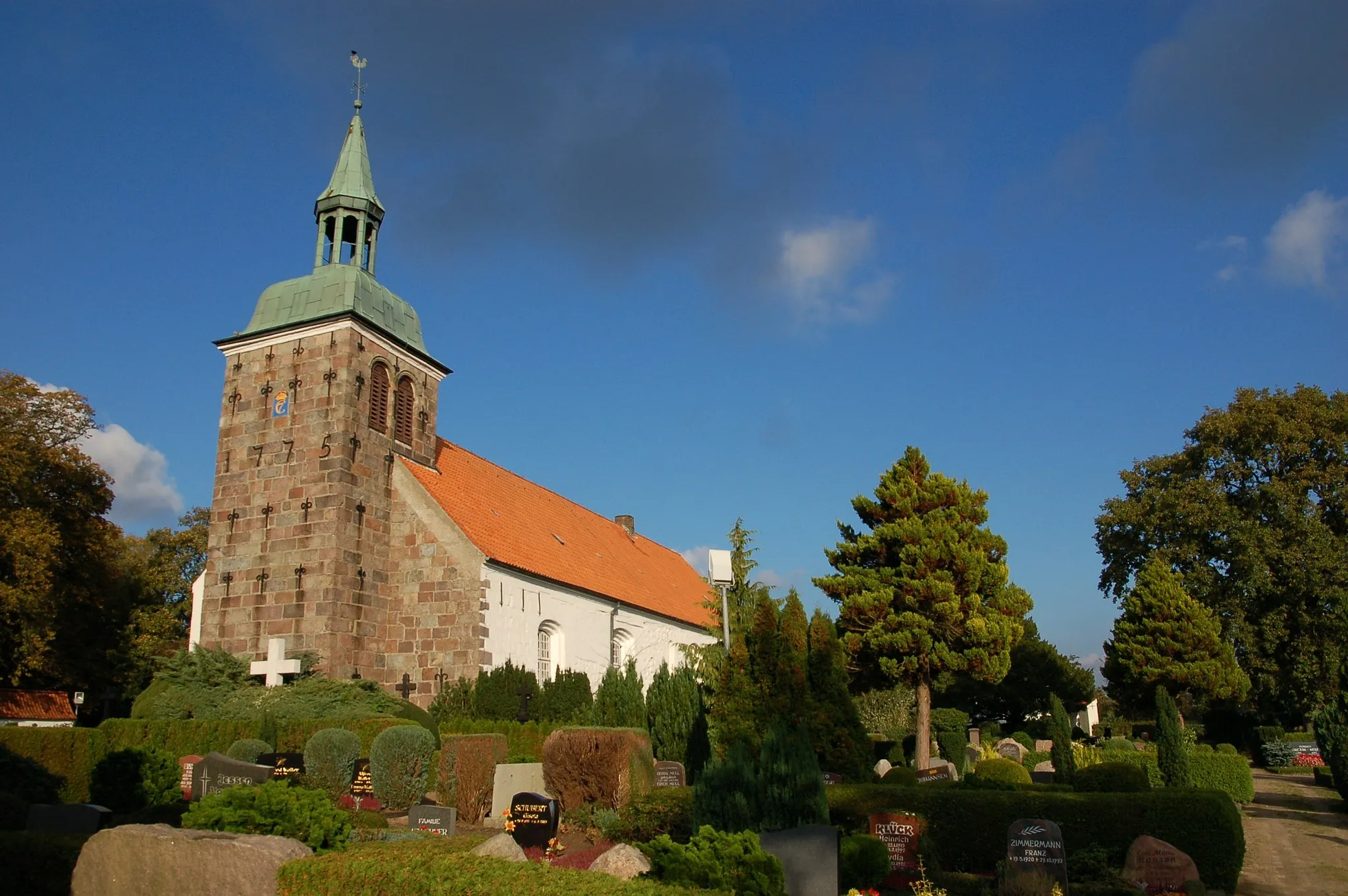 Photo showing: St. Johannis church, or Adelbyer church in Flensburg-Tarup, Germany