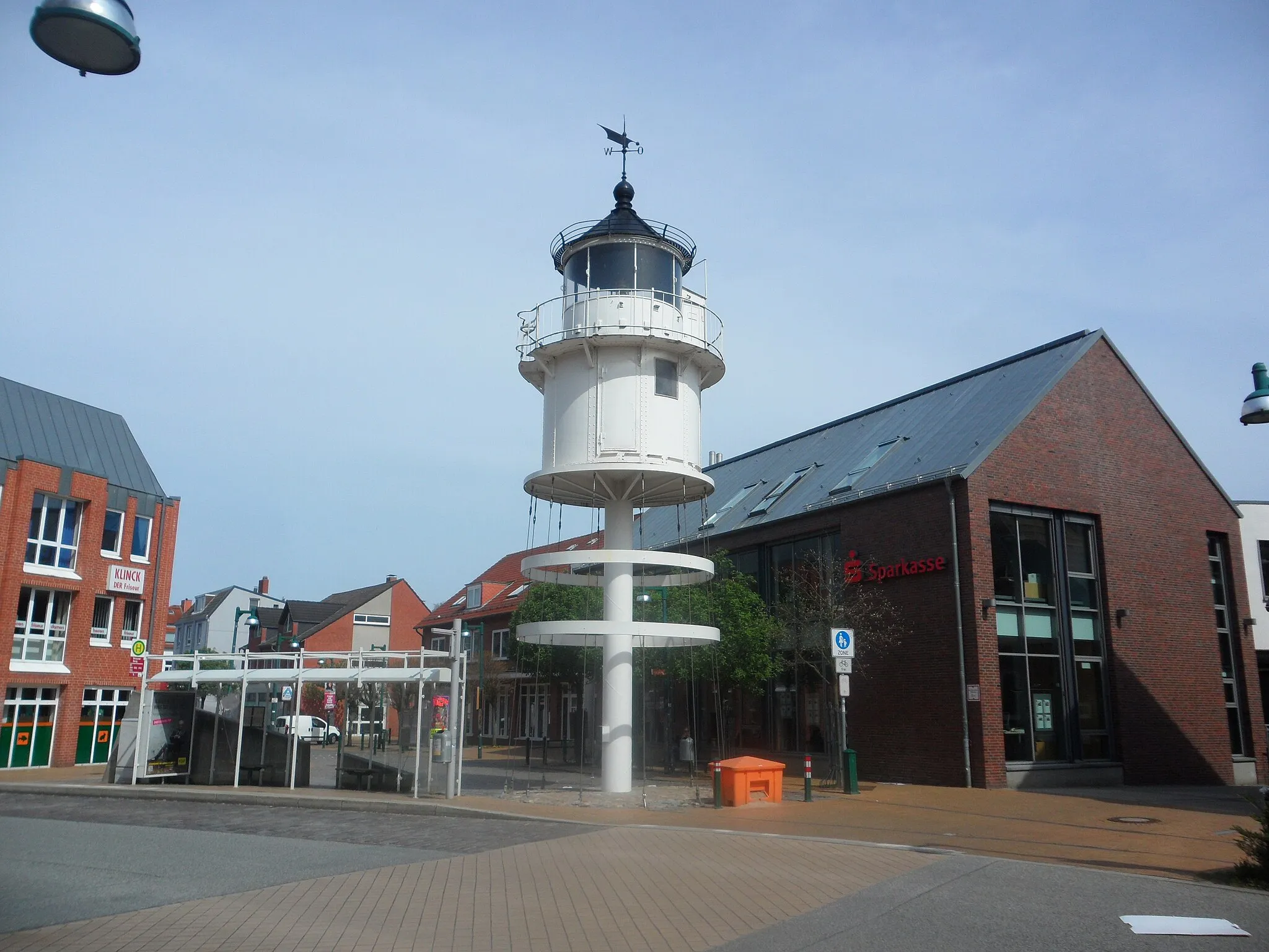 Photo showing: Upper part of the old lighthouse Friedrichsort ind the city centre of Friedrichsort