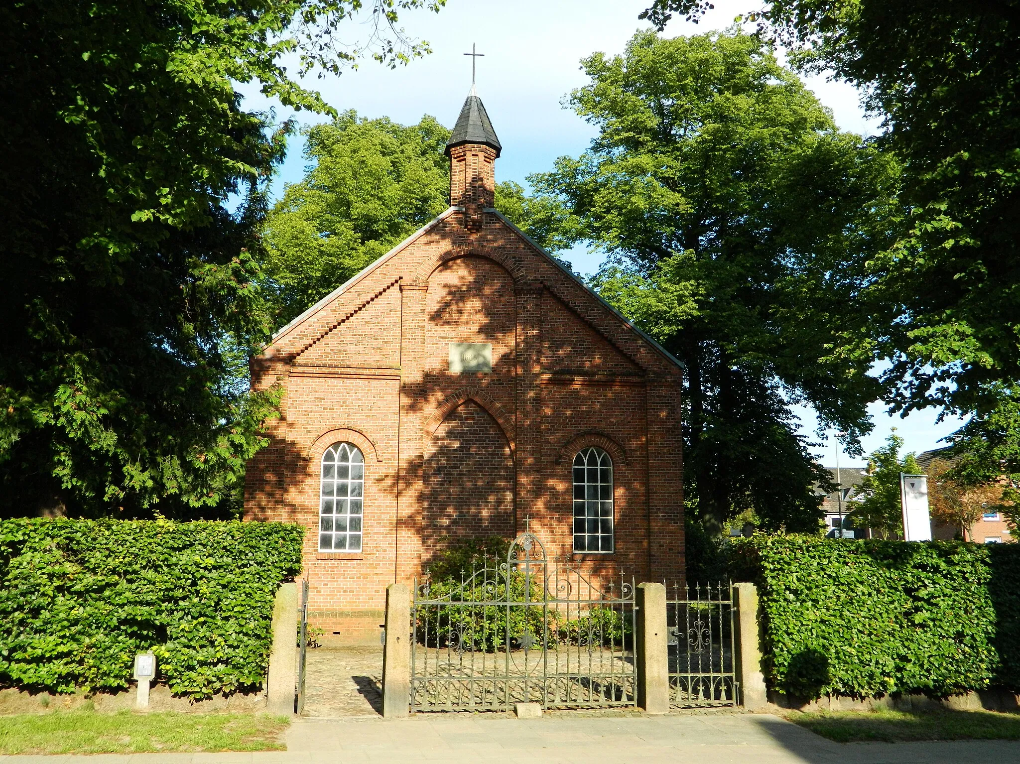 Photo showing: Kapelle von 1888 (Saalkirche)
