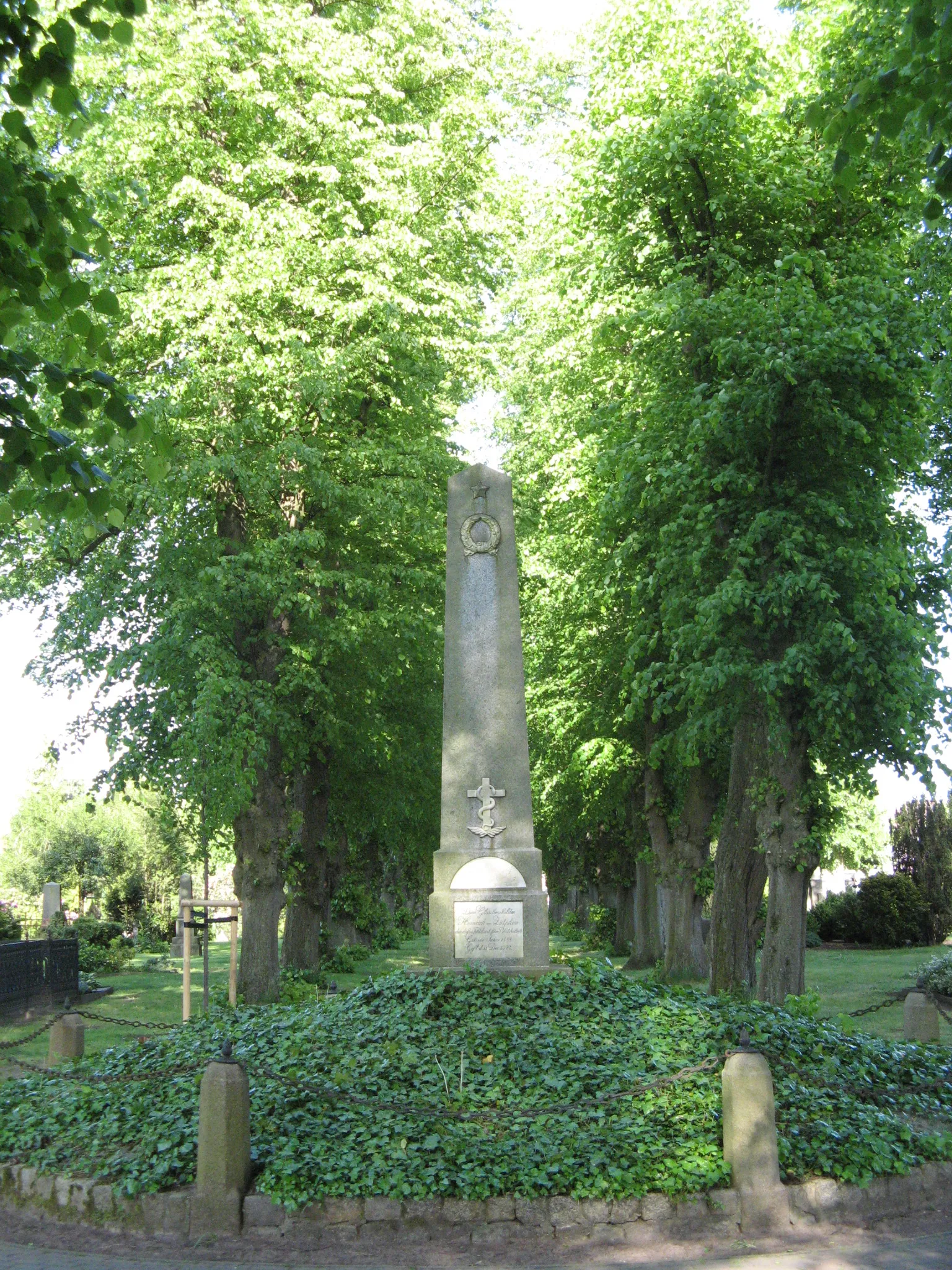 Photo showing: Heide, Zütphen-Gedenkstele auf Zütphen-Friedhof