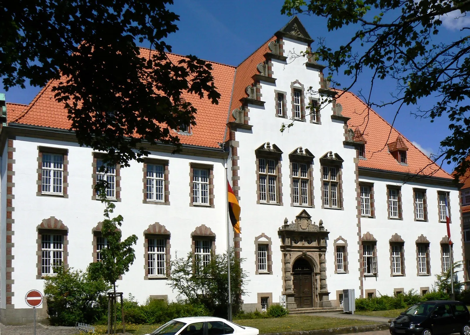 Photo showing: Das Amtsgericht Husum in der Theodor-Storm-Straße in Husum.