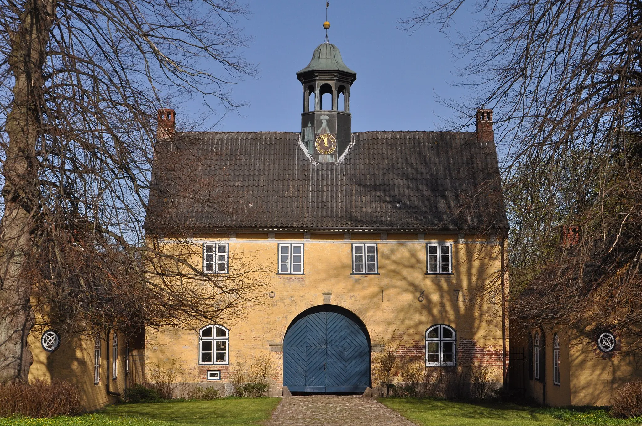 Photo showing: Torhaus von Gut Jersbek.