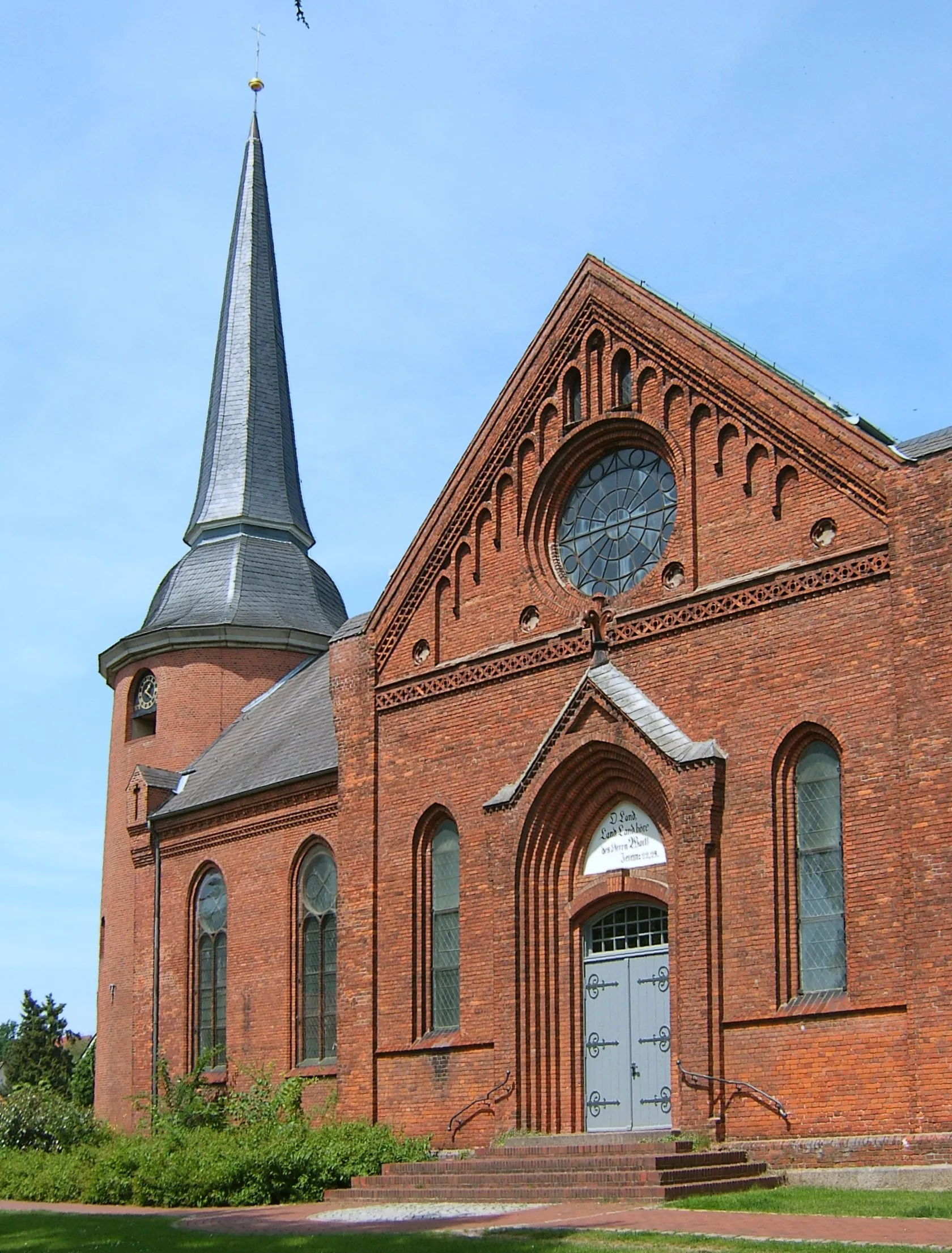 Photo showing: Kaltenkirchen, Sankt-Michaelis-Kirche This is a photograph of an architectural monument. It is on the list of cultural monuments of Kaltenkirchen.