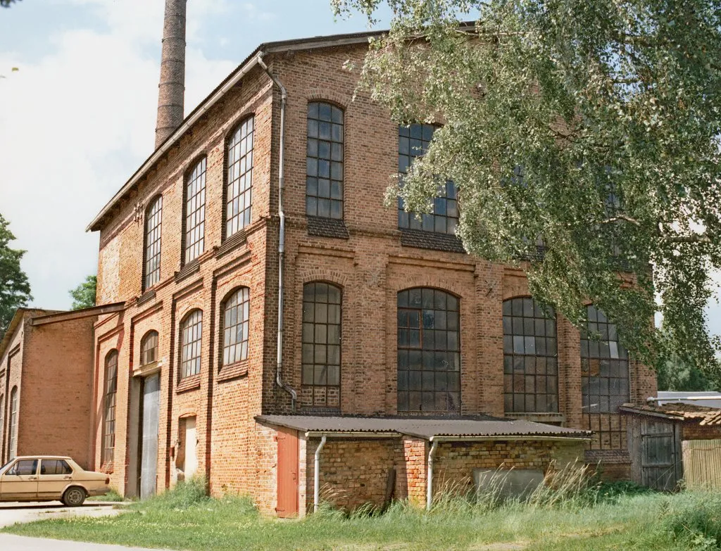 Photo showing: Former brick-works "Rotenlehm", Klein Nordende,Schleswig-Holstein (Germany), photo 2000