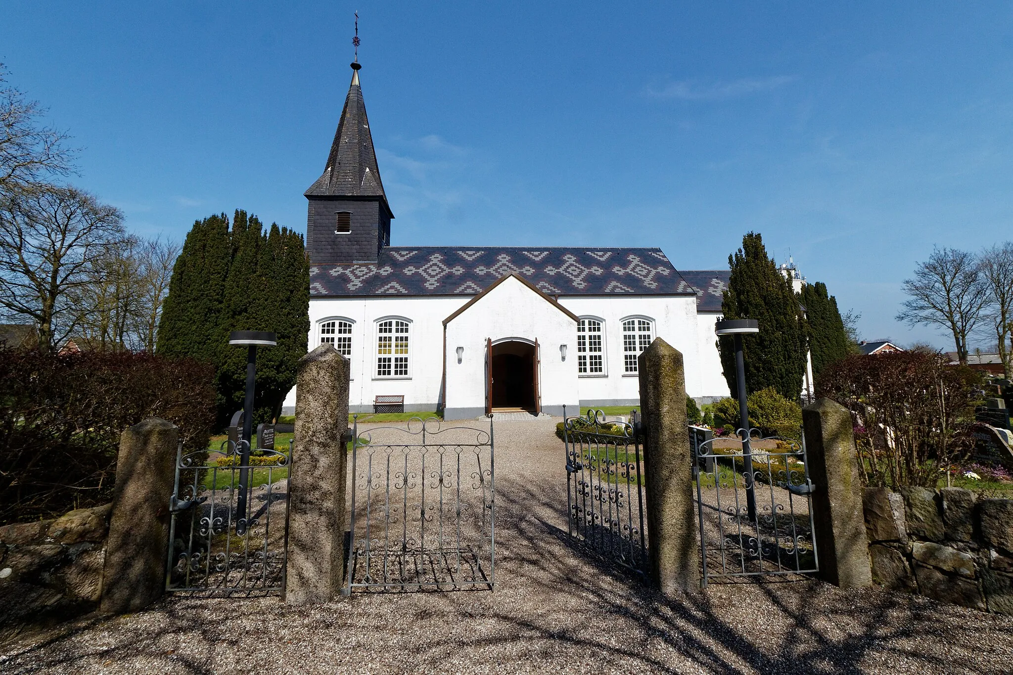 Photo showing: Ladelund Kirche "St.Petri"; Kirchhofspforte