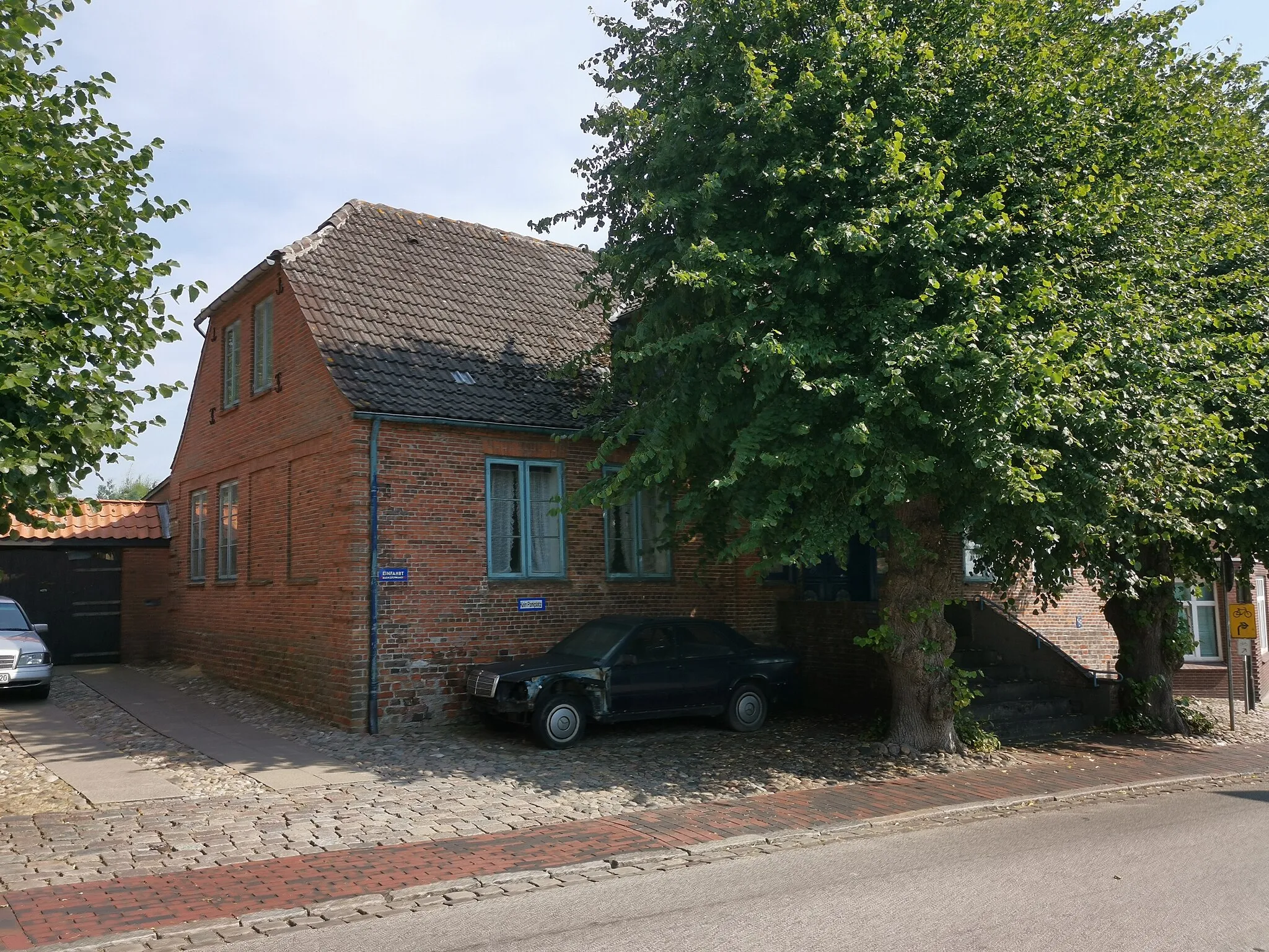 Photo showing: Denkmalgeschütztes Wohnhaus in der Friedrichstraße 60 in Lunden
