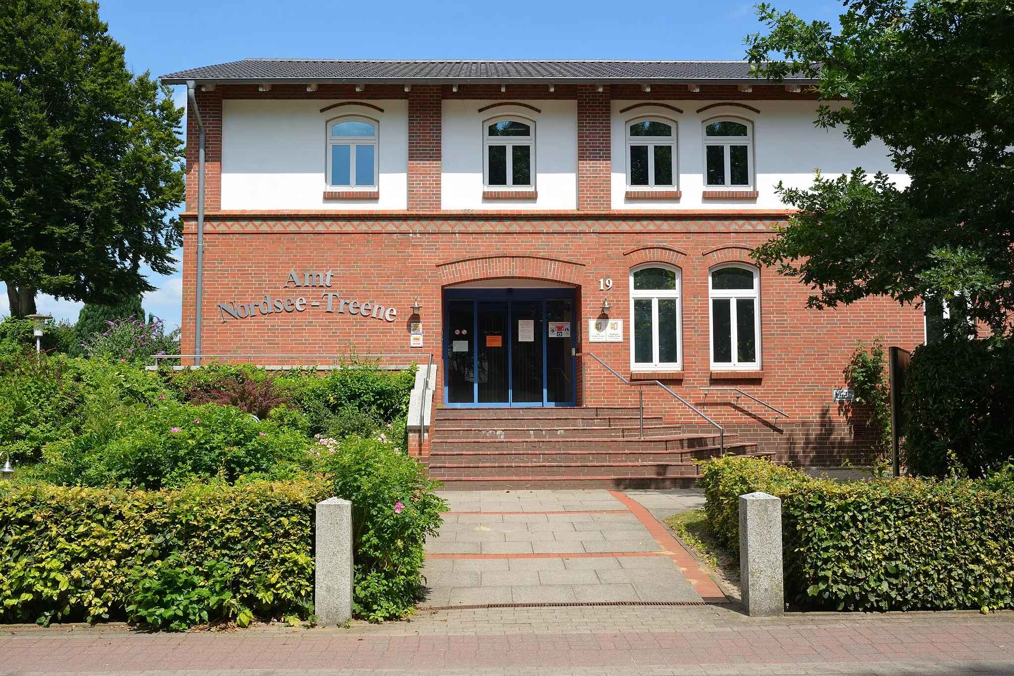 Photo showing: Das Amtsgebäude Nordsee-Treene in Mildstedt