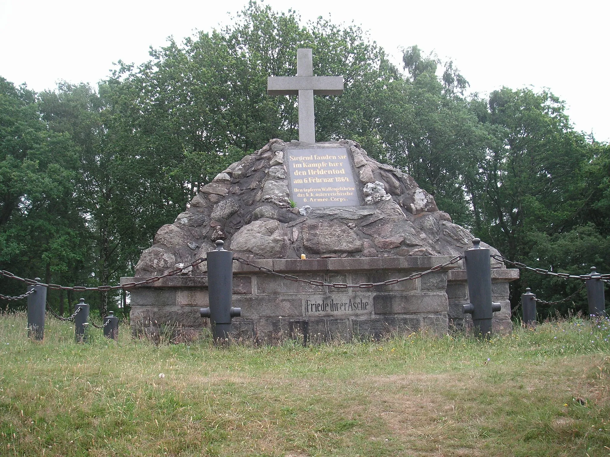 Photo showing: Österreicher Denkmal in Oeversee an eine Schlacht im Deutsch-Dänischen Krieg