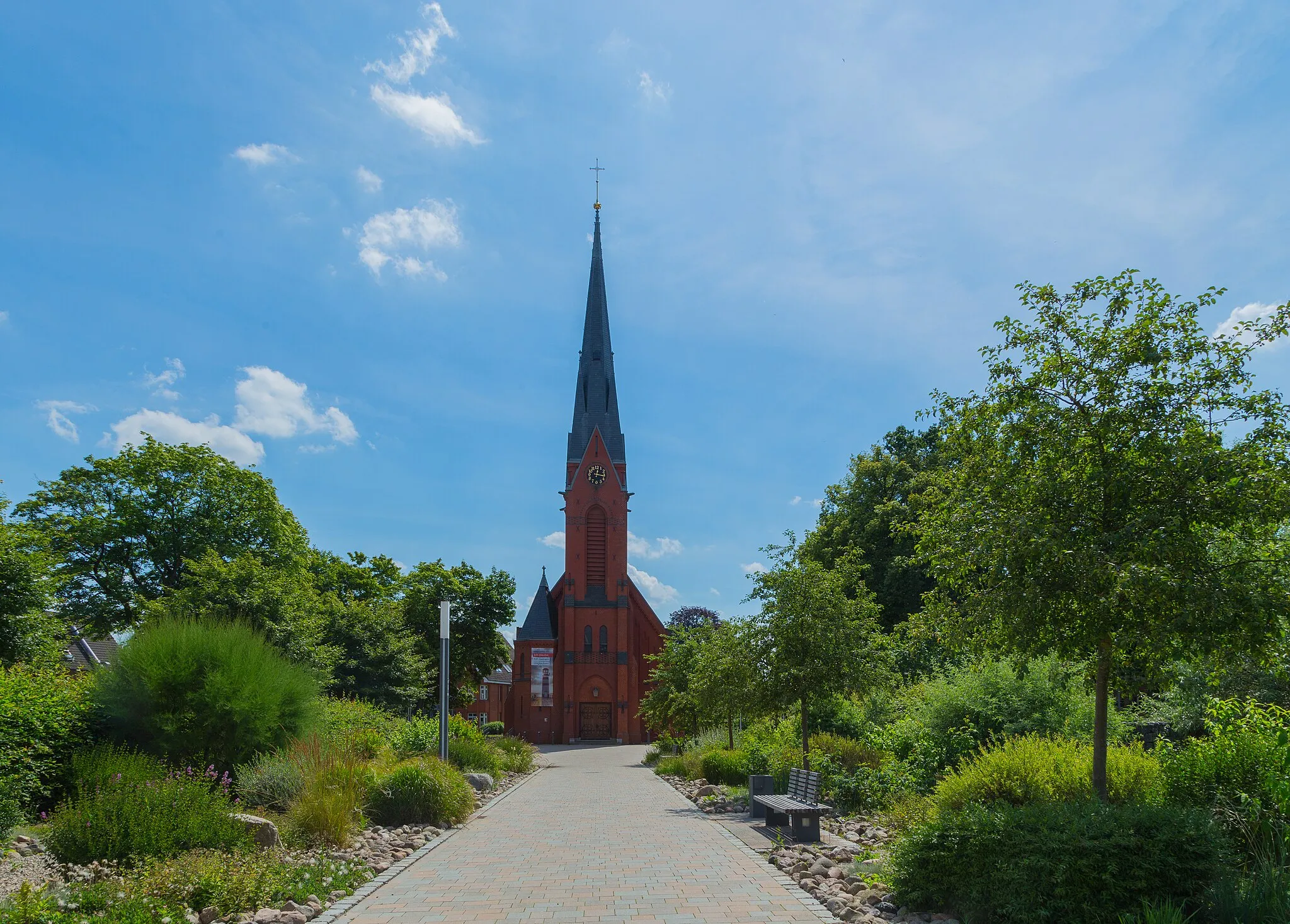 Photo showing: The Protestant Church of Stockelsdorf, Kreis Ostholstein, Schleswig-Holstein, Germany.