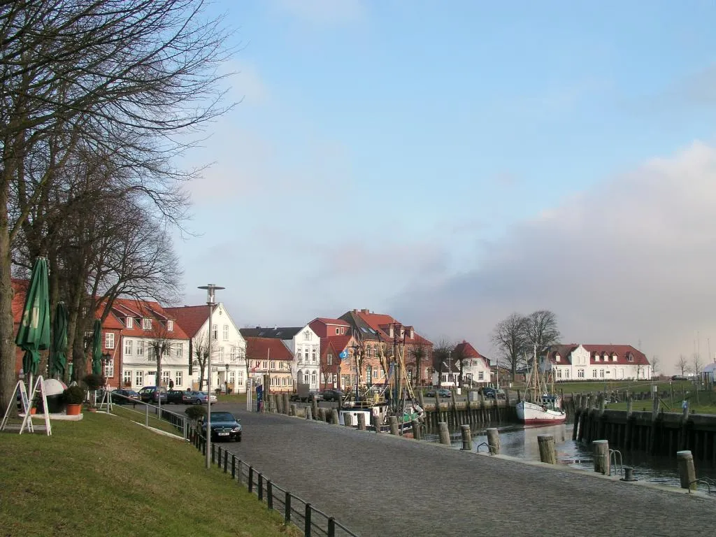 Photo showing: Tönning (Slesvic-Holstein, Germany), old harbour , photo 2005