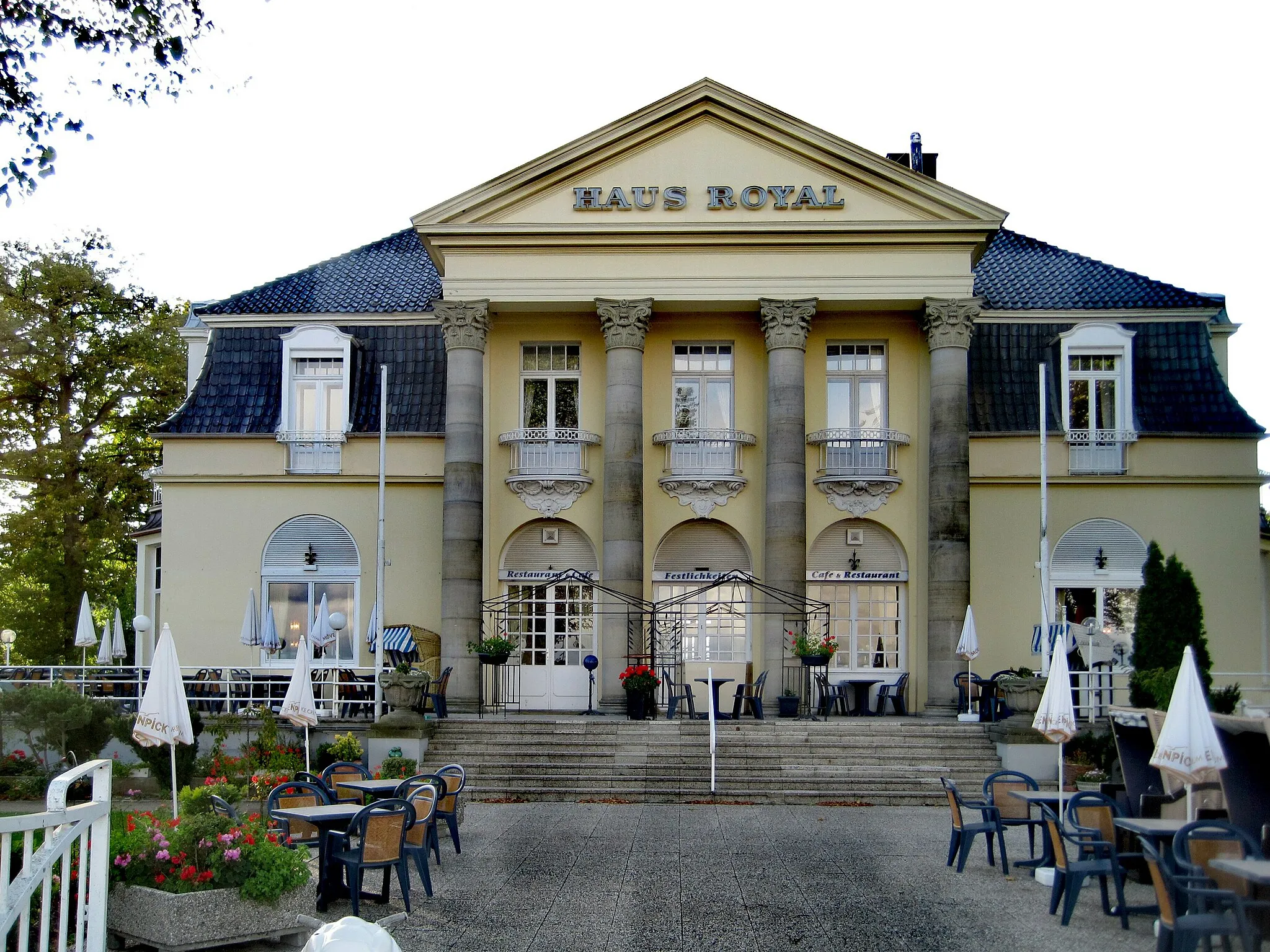 Photo showing: Haus Royal in Travemünde