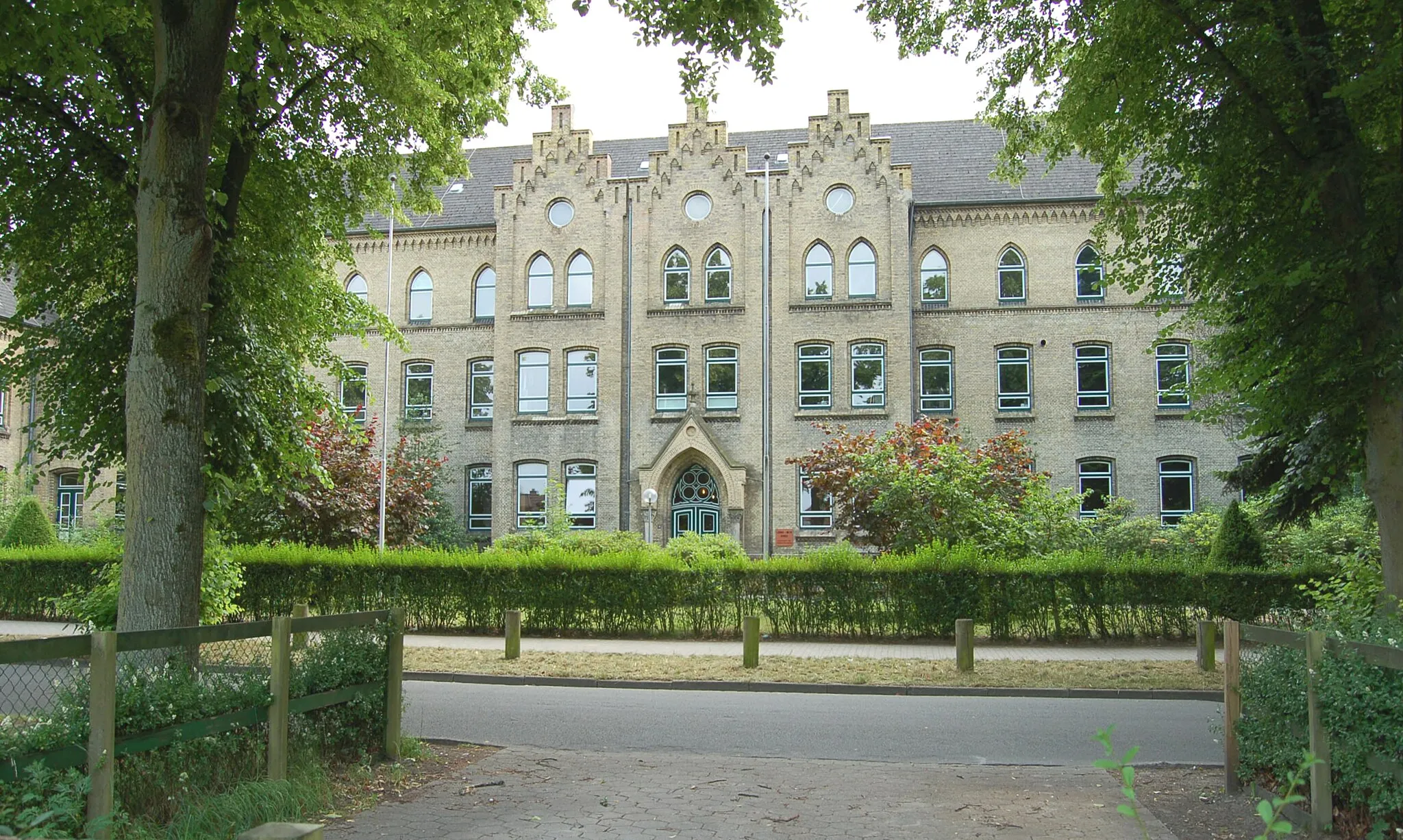 Photo showing: The Ludwig Meyn School Uetersen