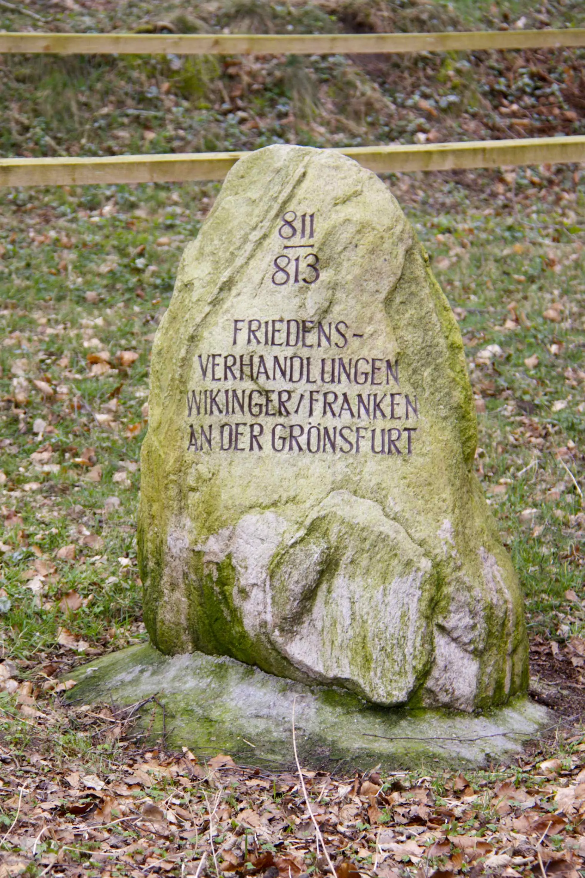 Photo showing: Gedenkstein Grönsfurt bei Fockbek