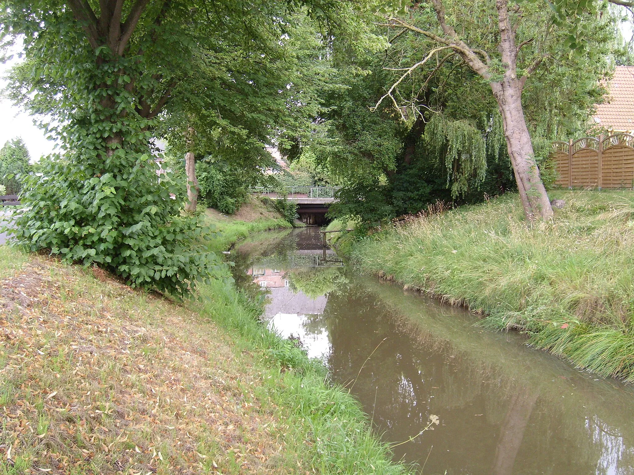 Photo showing: Die durch Wewelsfleth verlaufende Humsterdorfer Wettern