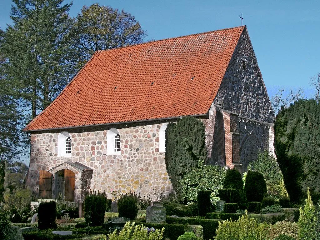Photo showing: Wrist, Schleswig-Holstein, Germany: church of Stellau,  photo 2007