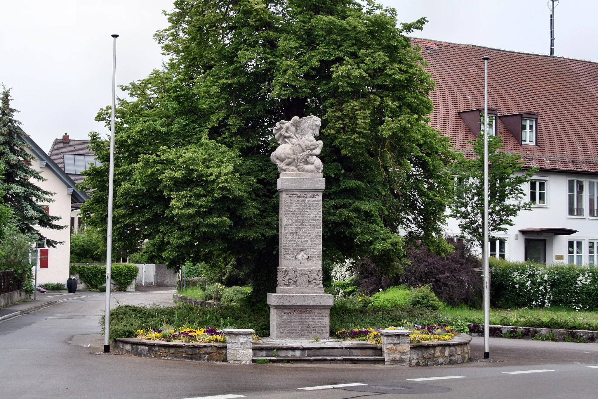 Photo showing: Das Kriegerdenkmal von Amendingen