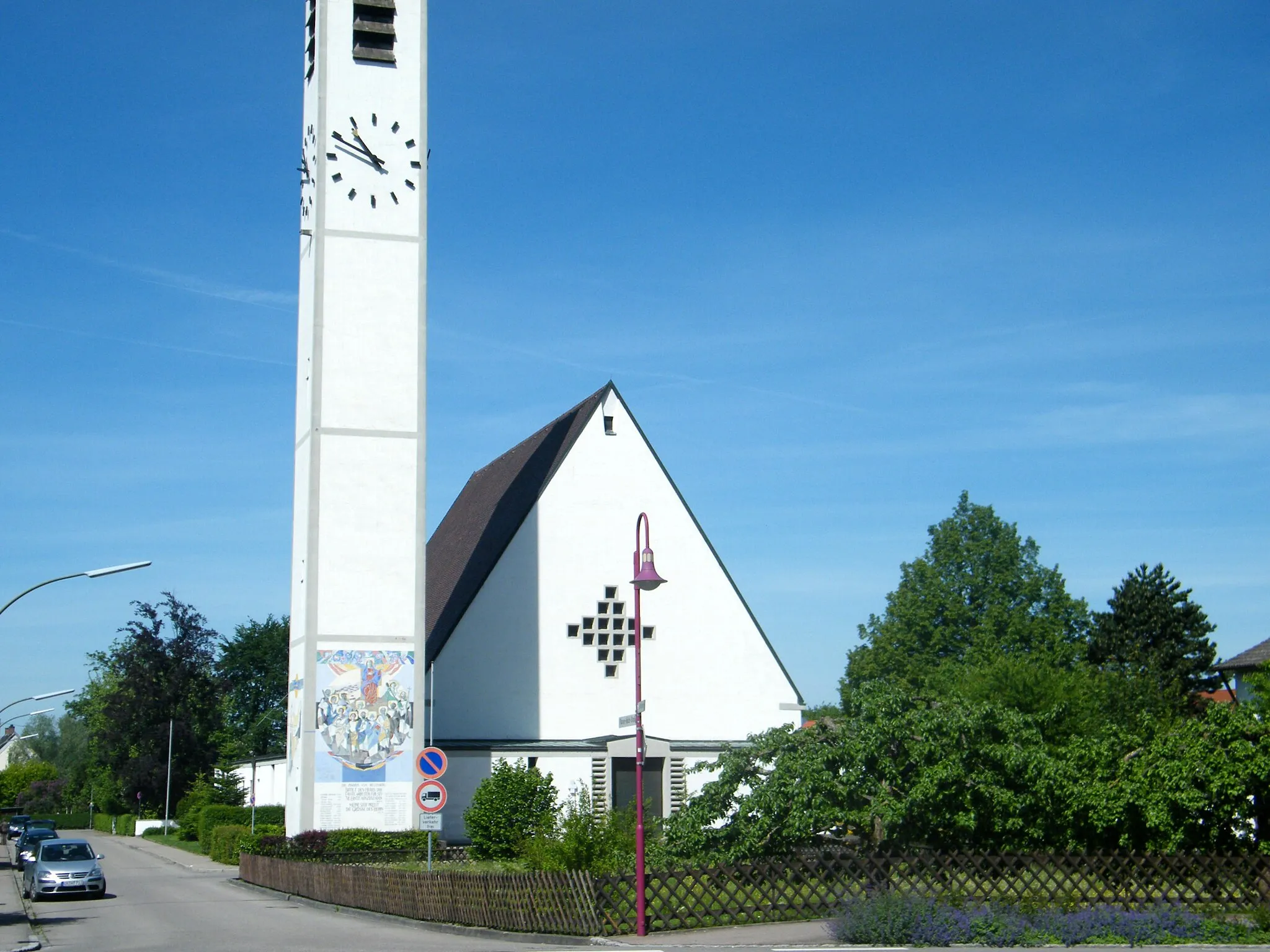 Photo showing: Neue Kirche  Unsere Liebe Frau vom Rosenkranz