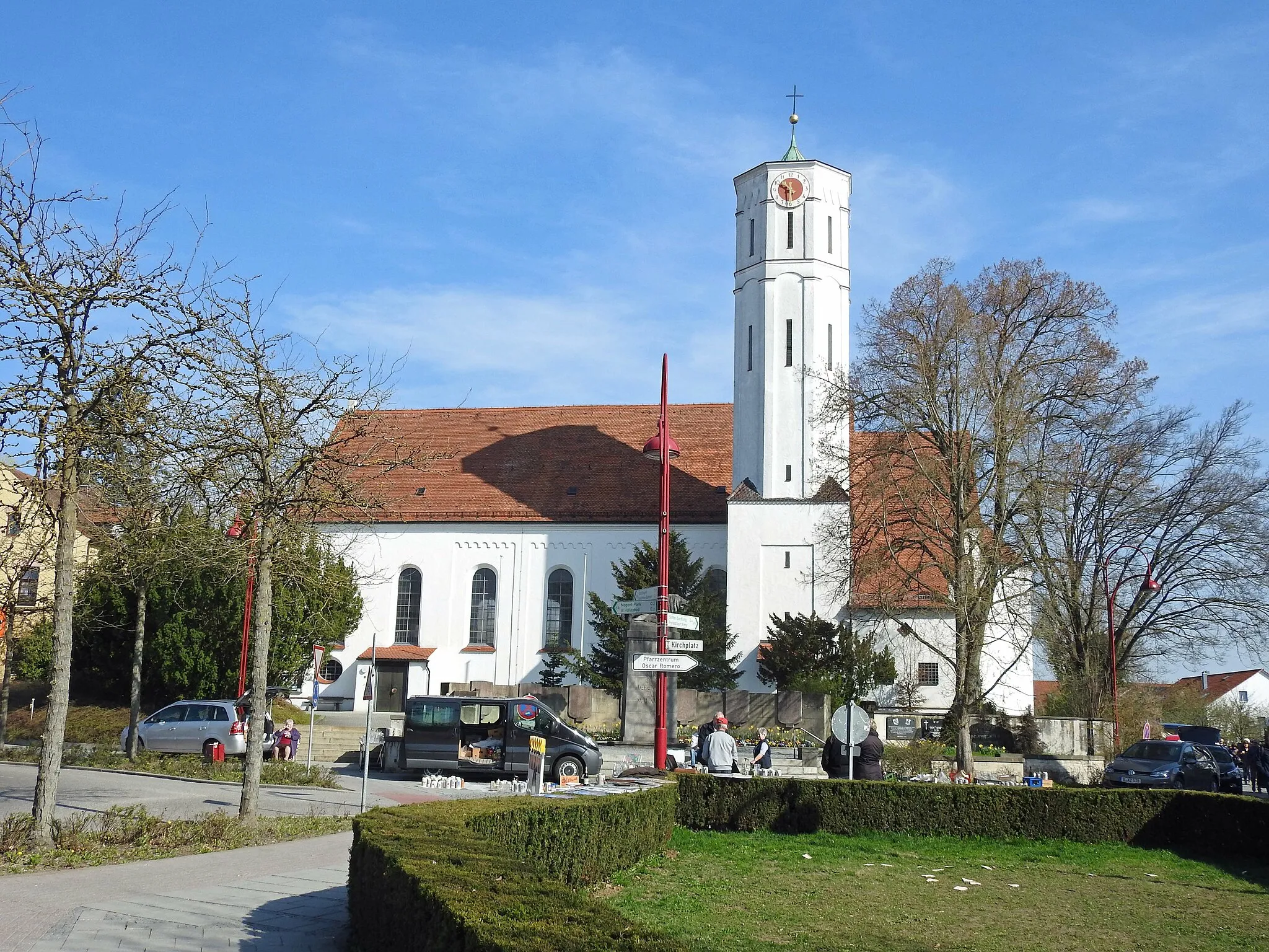 Photo showing: Kirchplatz in Gersthofen