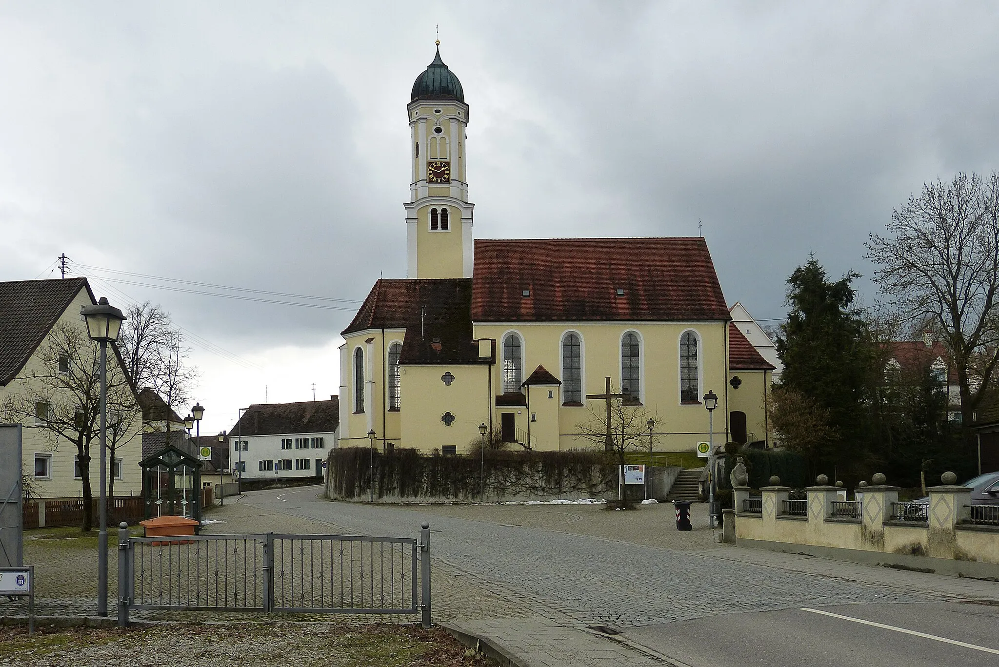Photo showing: Batzenhofen, Pfarrkirche St. Martin.
