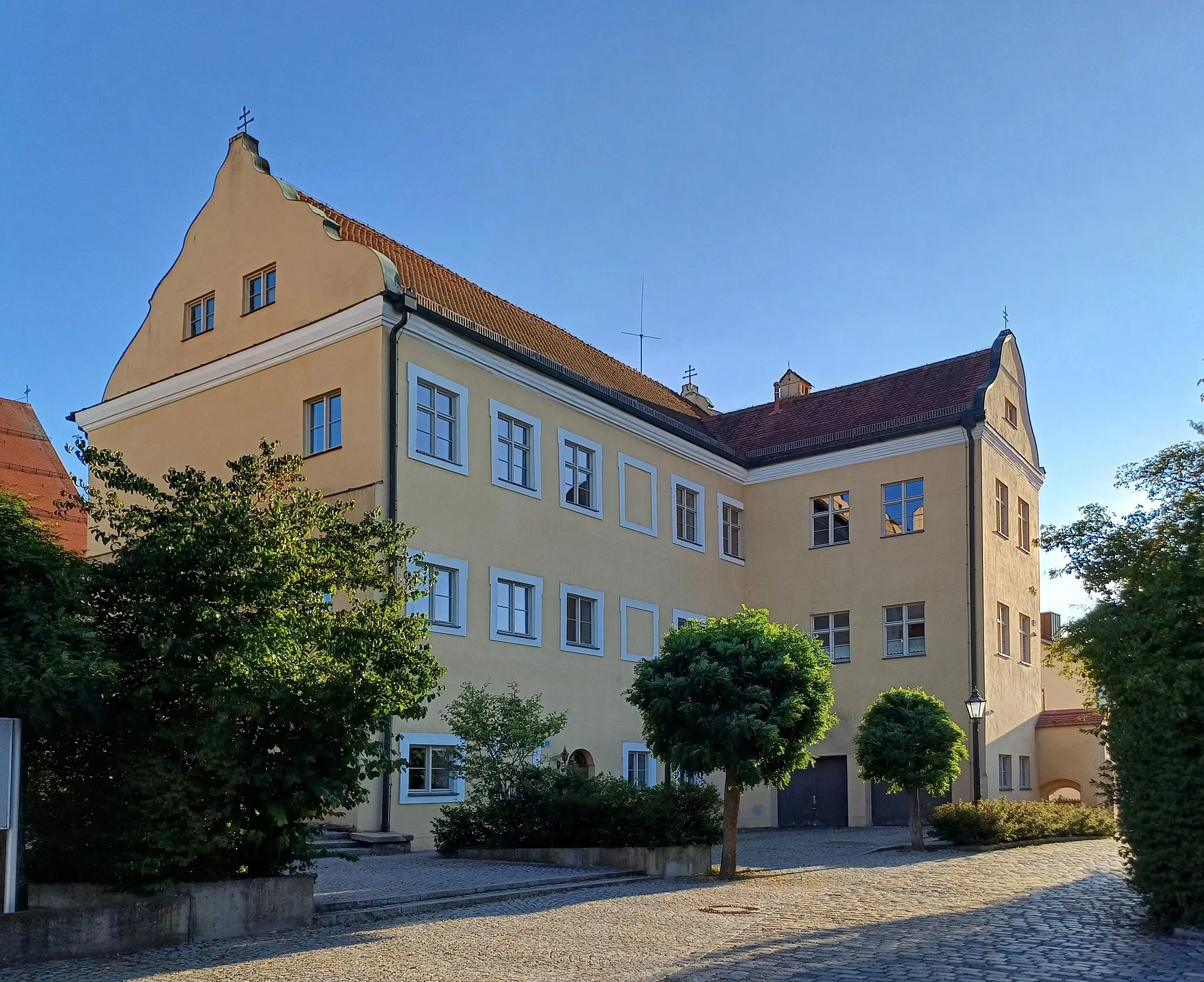 Photo showing: Pfarrhaus Inchenhofen, Baudenkmal D-7-71-141-6