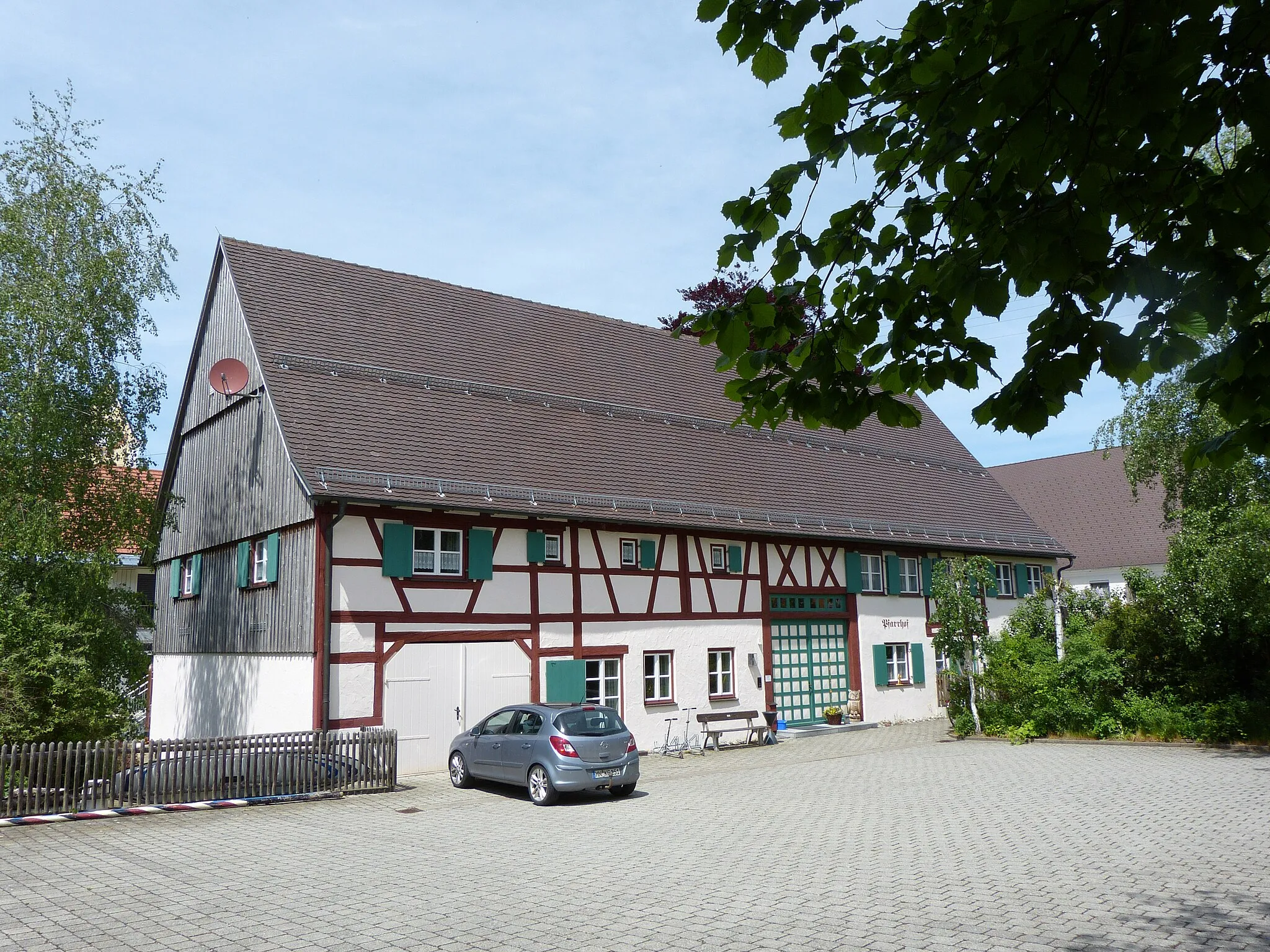 Photo showing: Pfarrhof in Wolfertschwenden, Landkreis Unterallgäu, Bayern