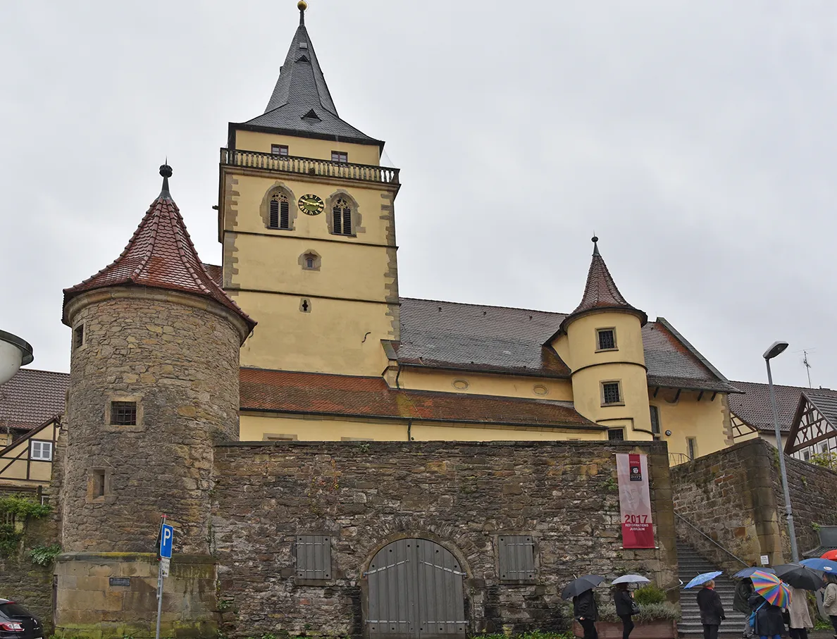 Photo showing: Großsachsenheimer Wehrkirche von Norden