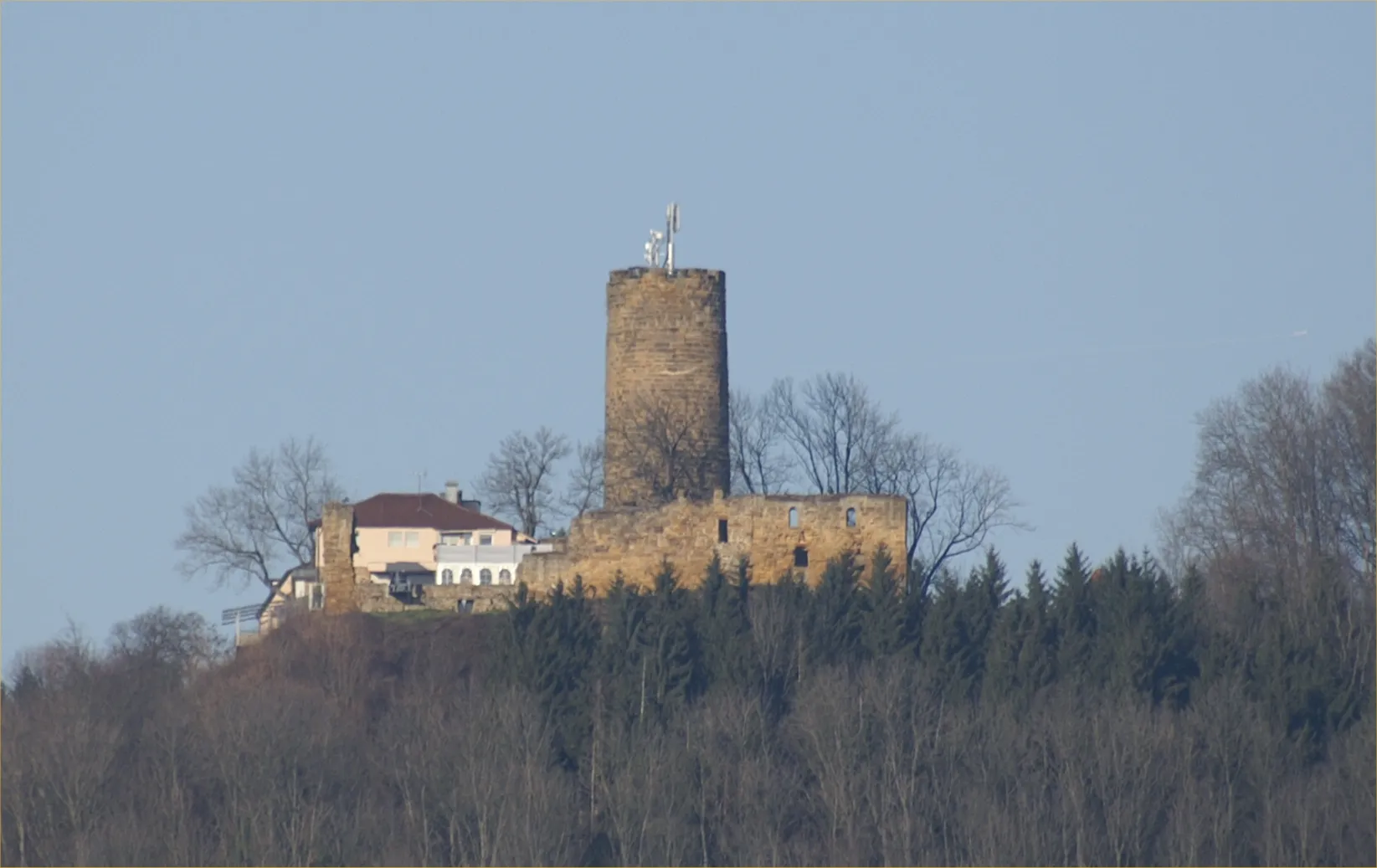 Photo showing: Burg Staufeneck im mittleren Filstal bei Süßen