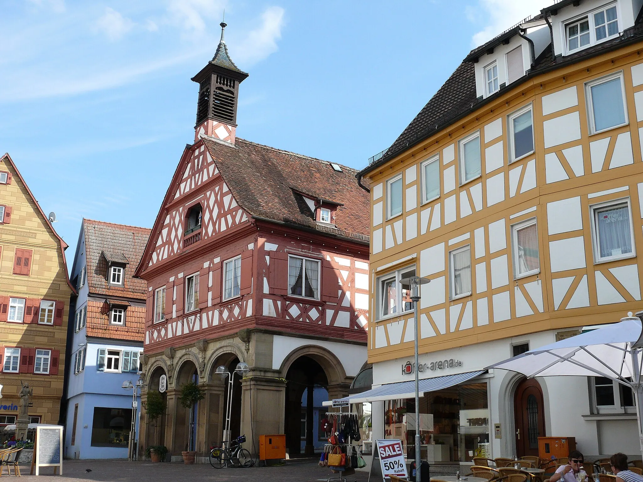 Photo showing: Das Alte Rathaus auf dem Marktplatz in Waiblingen. Blick von Westen.