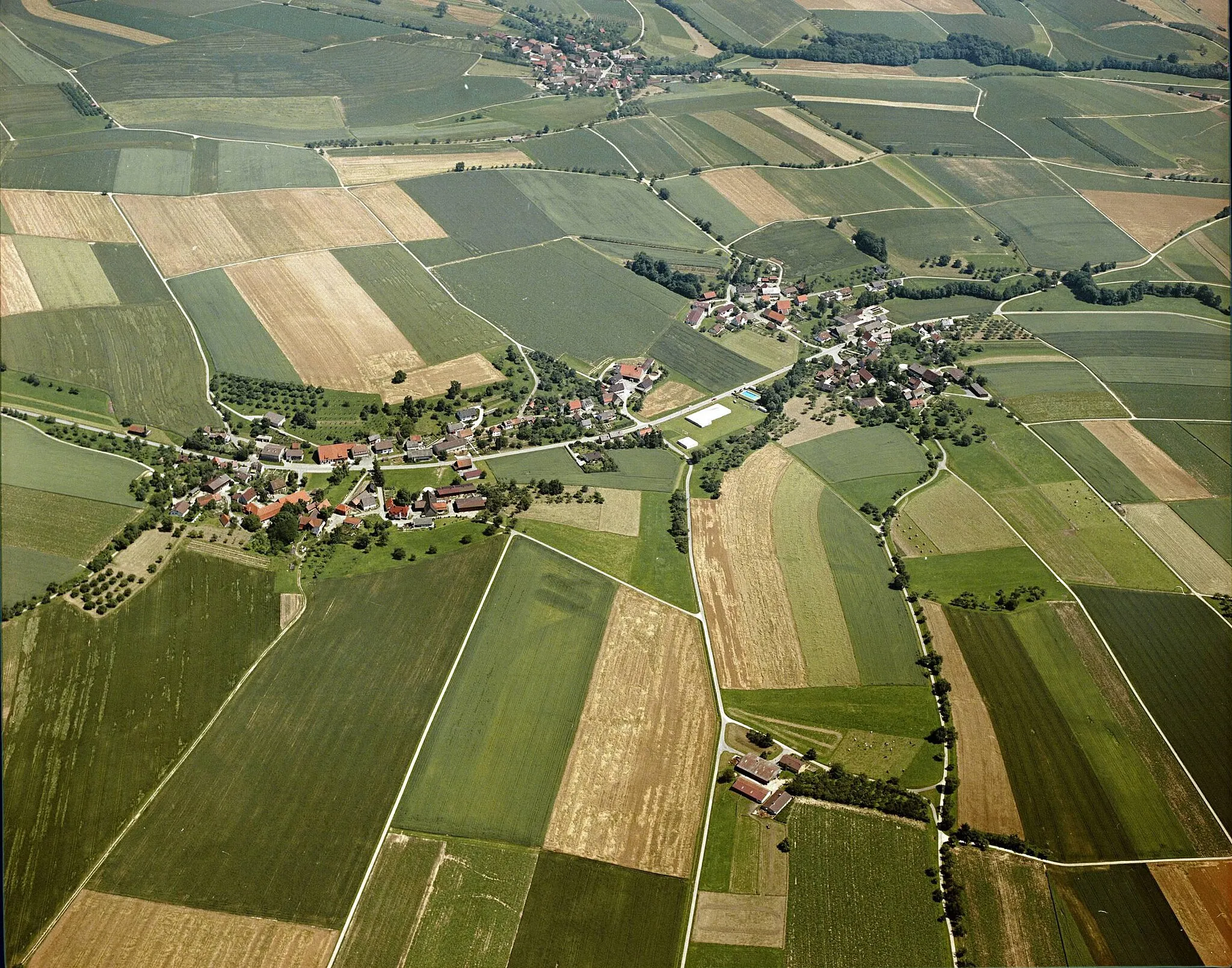 Photo showing: Luftbild von Westernbach - Staatsarchiv Sigmaringen - Archivalieneinheit N 1/96 T 1 Nr. 652