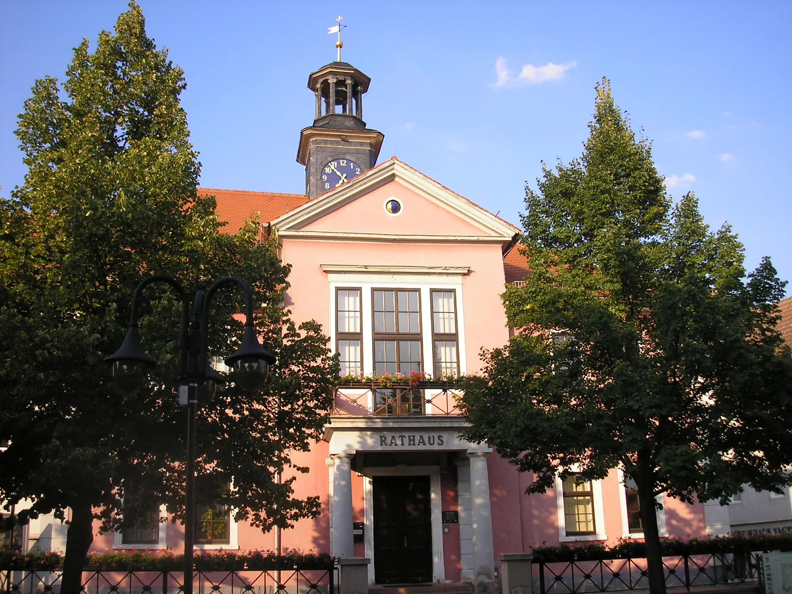 Photo showing: Das Rathaus von Bad Berka (Thüringen).