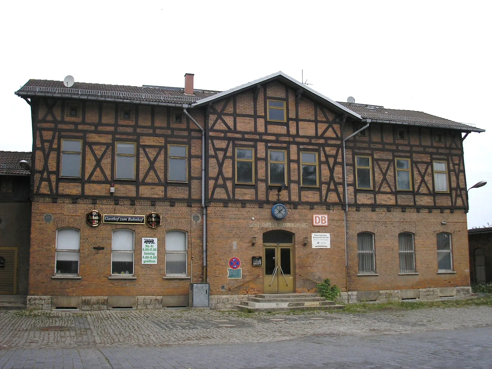 Photo showing: Der Bahnhof von Buttstädt (Thüringen).