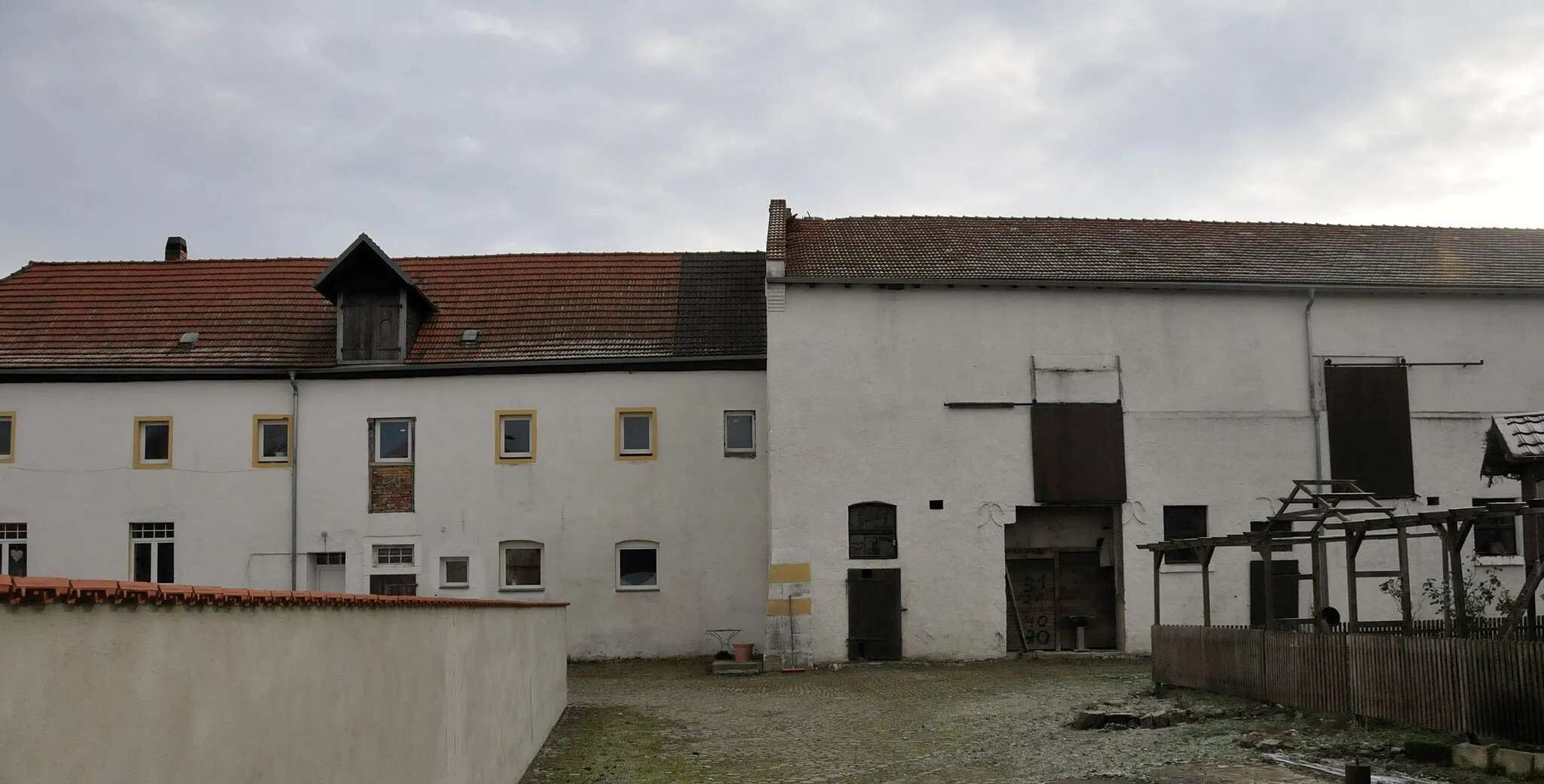 Photo showing: Goldbach, Hauptstraße 17, ehemaliges Gesindehaus und Stall des Gutes Scharfenstein