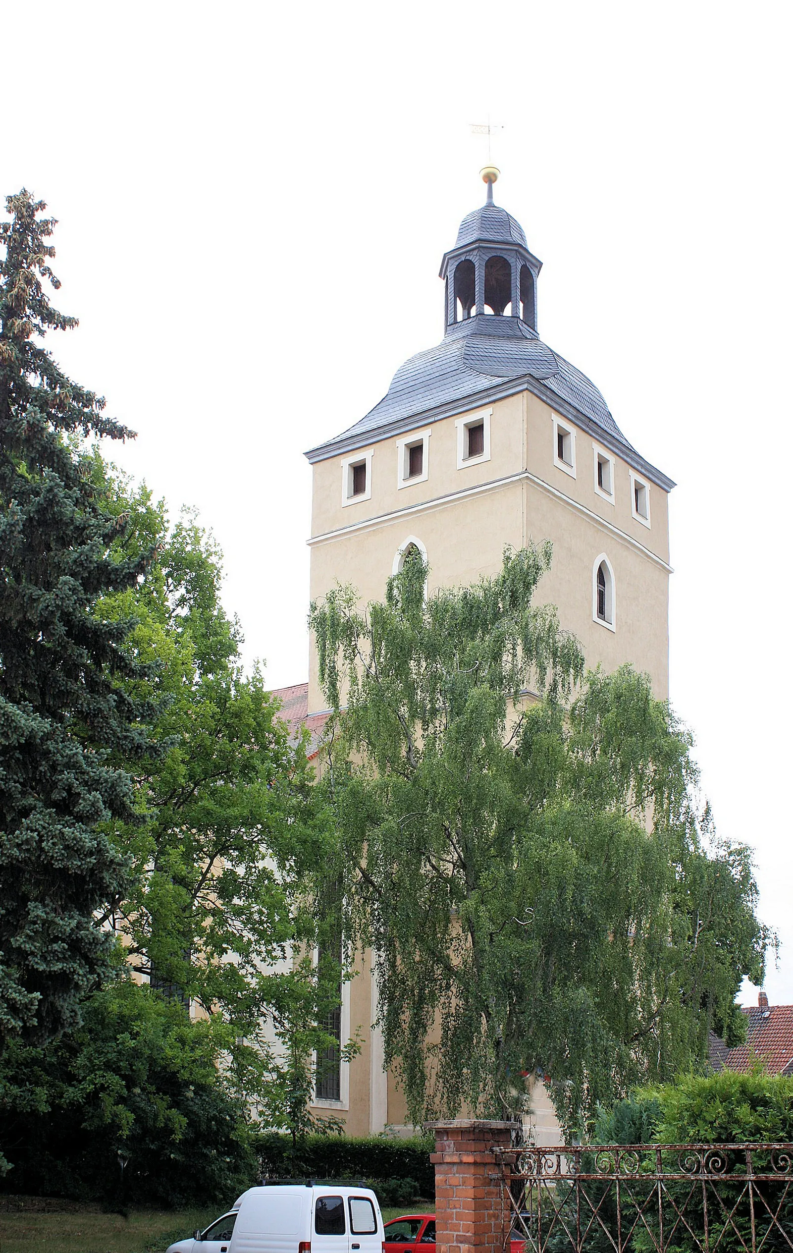 Photo showing: Greußen, the tower of the Saint Martin church