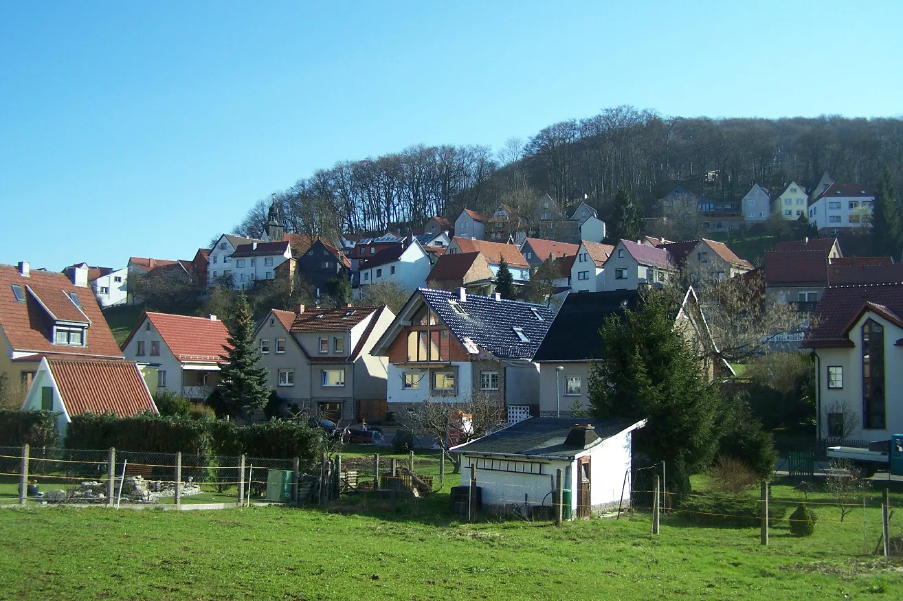 Photo showing: In der Ortslage von Heyerode im südlichen Eichsfeld.