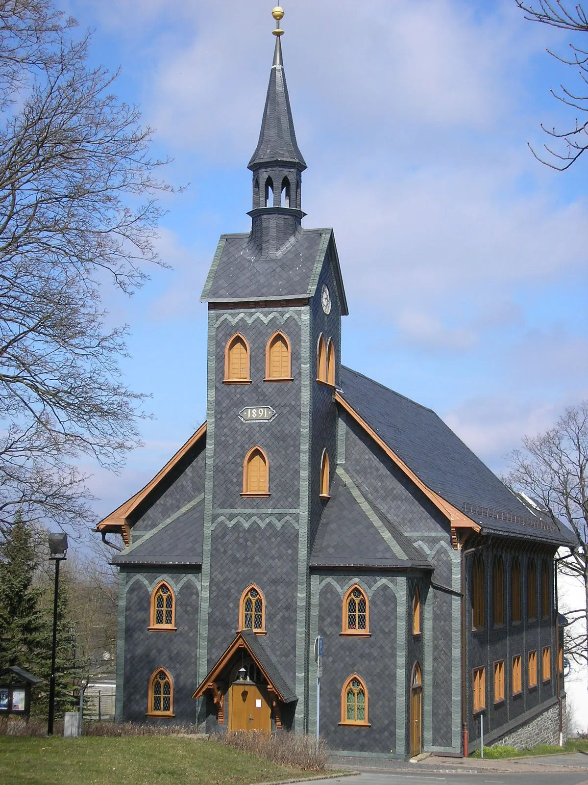Photo showing: Die Stadtkirche von Neuhaus am Rennweg (Thüringen).