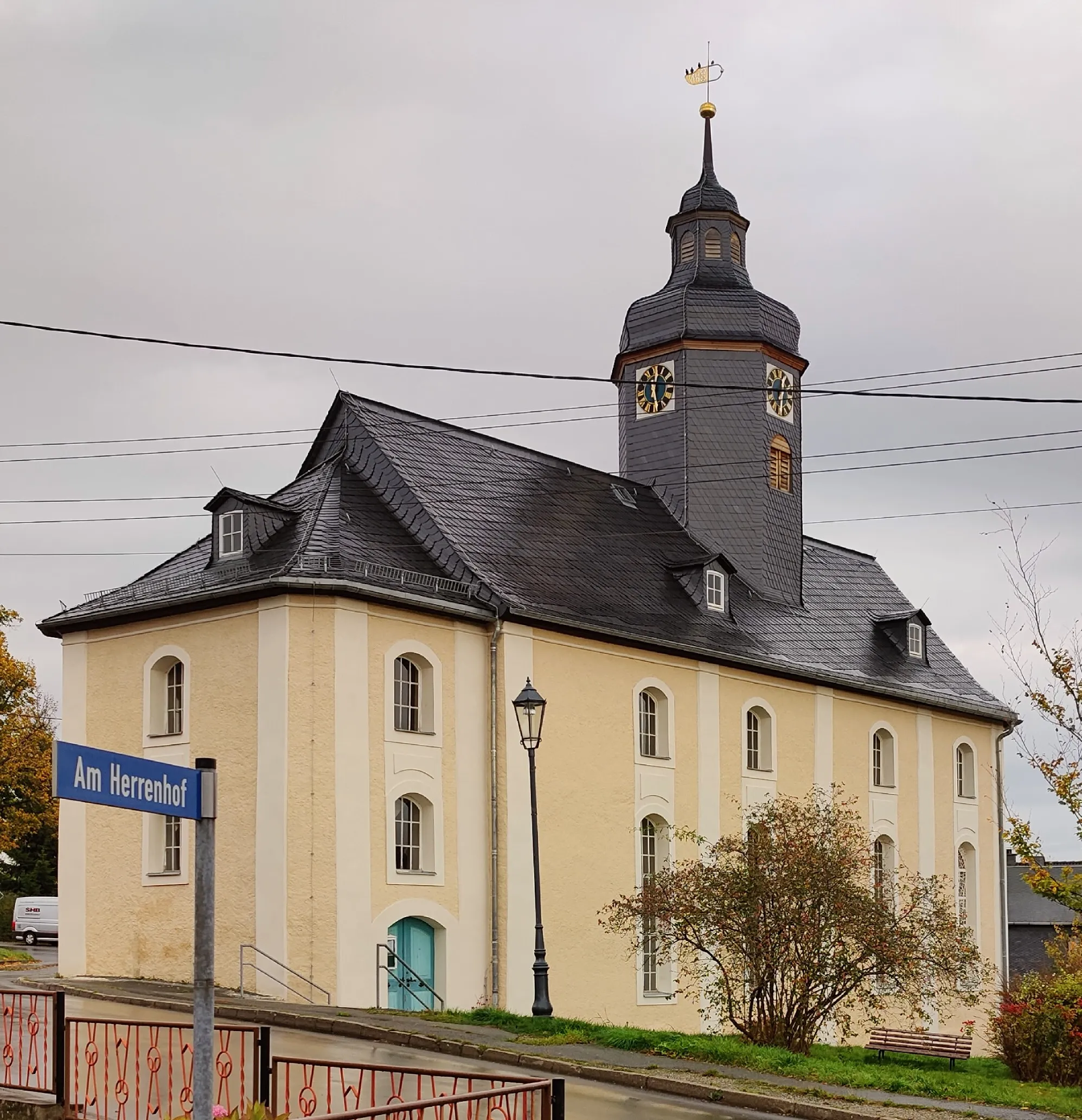 Photo showing: Evangelisch-lutherische St.-Simon-und-Judas-Kirche Remptendorf, Saale-Orla-Kreis, Thüringen, Deutschland