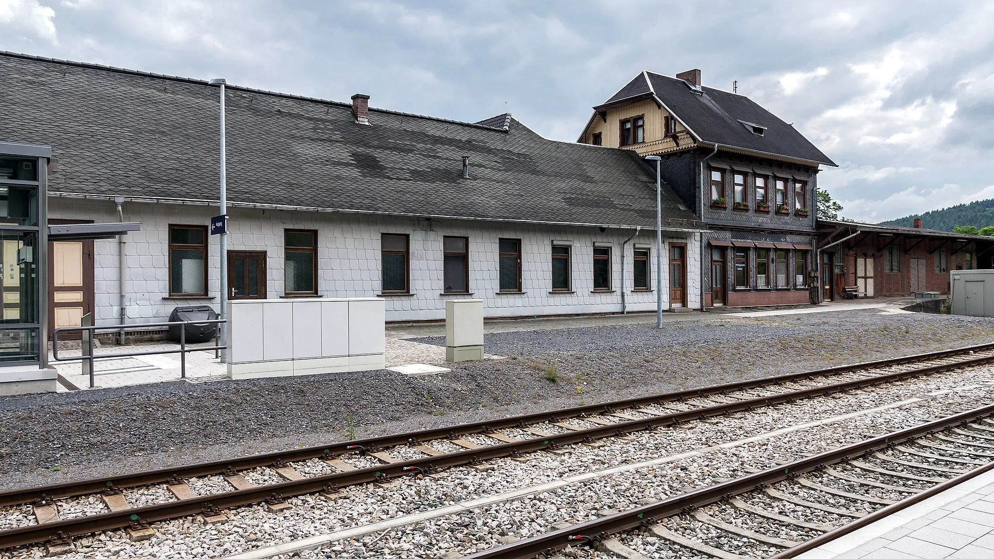 Photo showing: Bahnhof Rottenbach / Bestandteil der Sachgesamtheit "Oberweißbacher Berg- und Schwarzatalbahn",Am Bahnhof 3